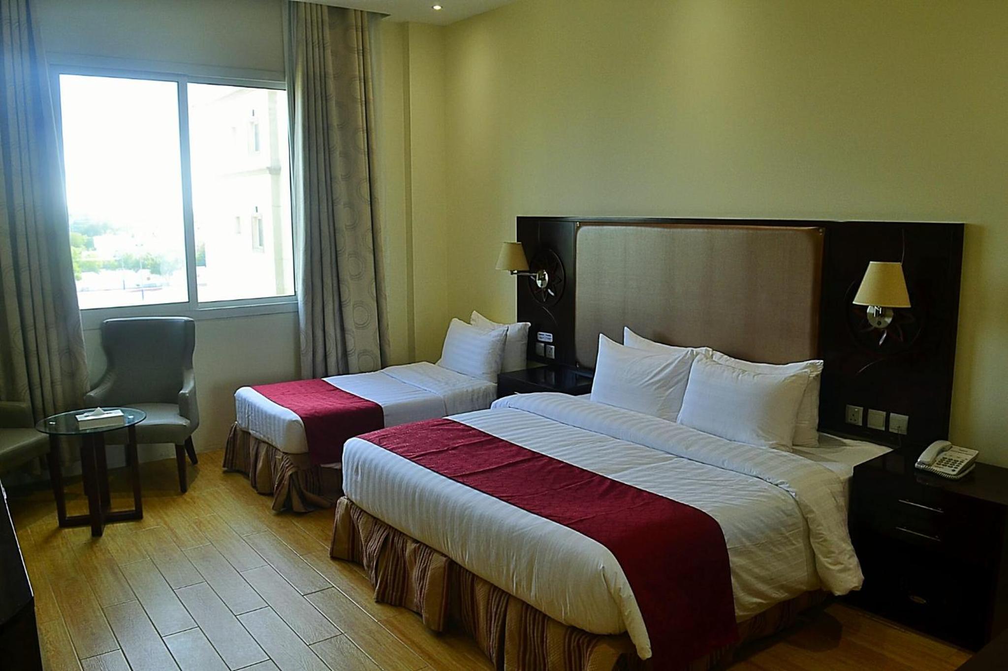 Deluxe Family Room