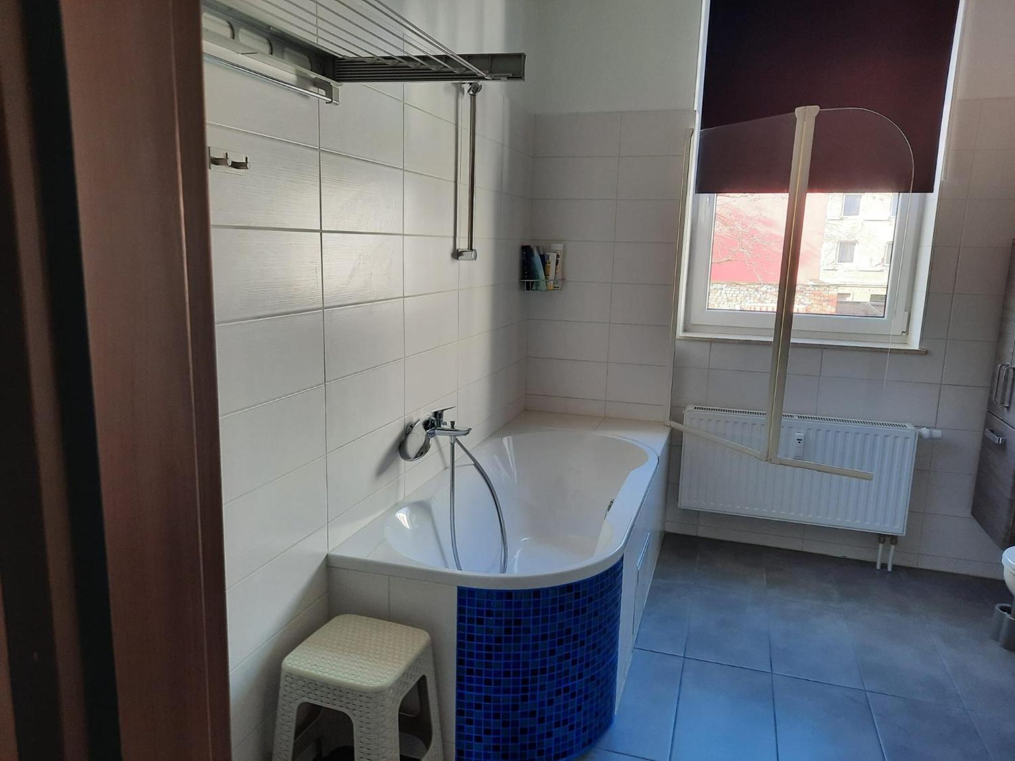 Double Room with Balcony - Photo 22