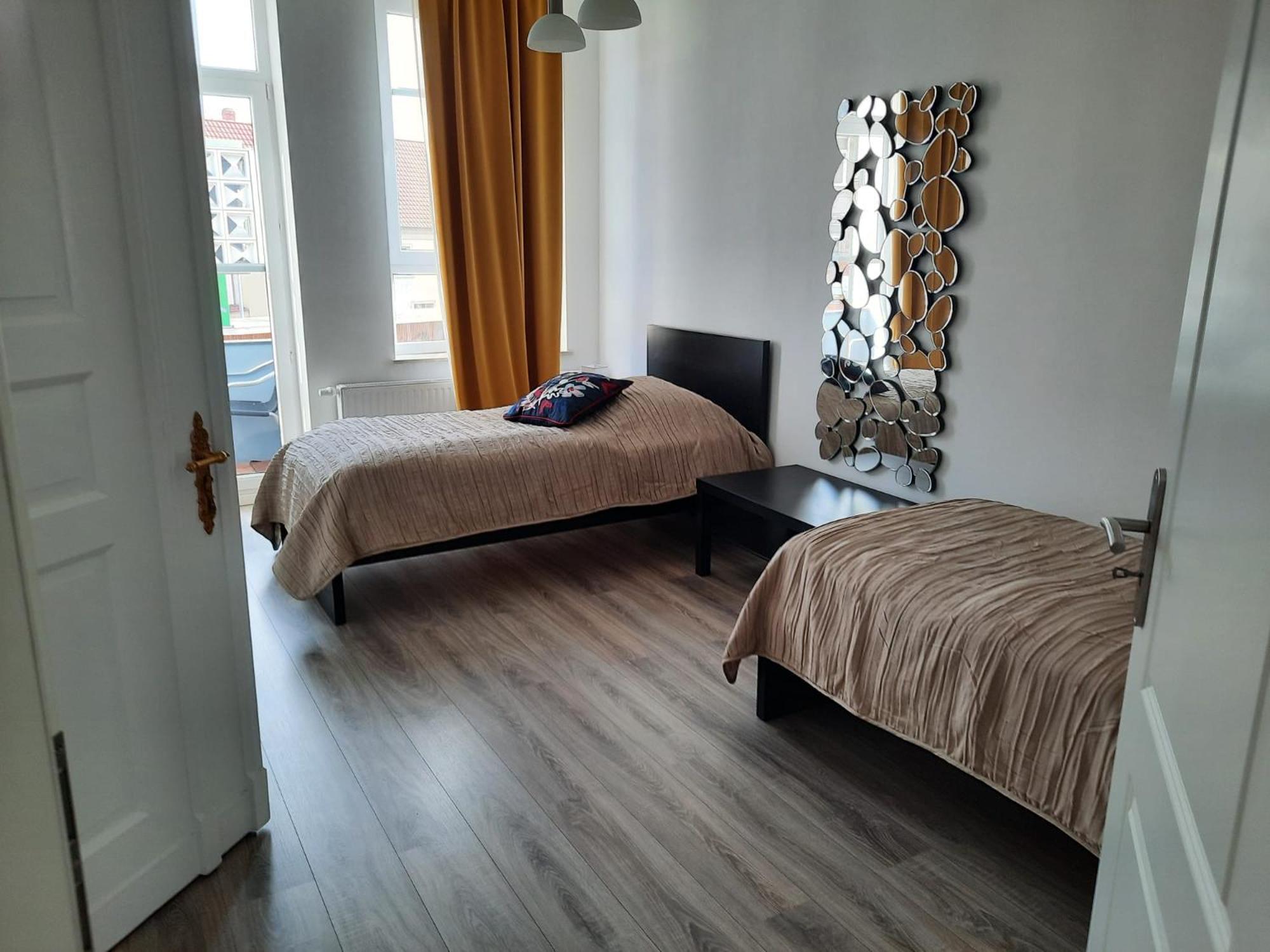 Double Room with Balcony - Photo 5
