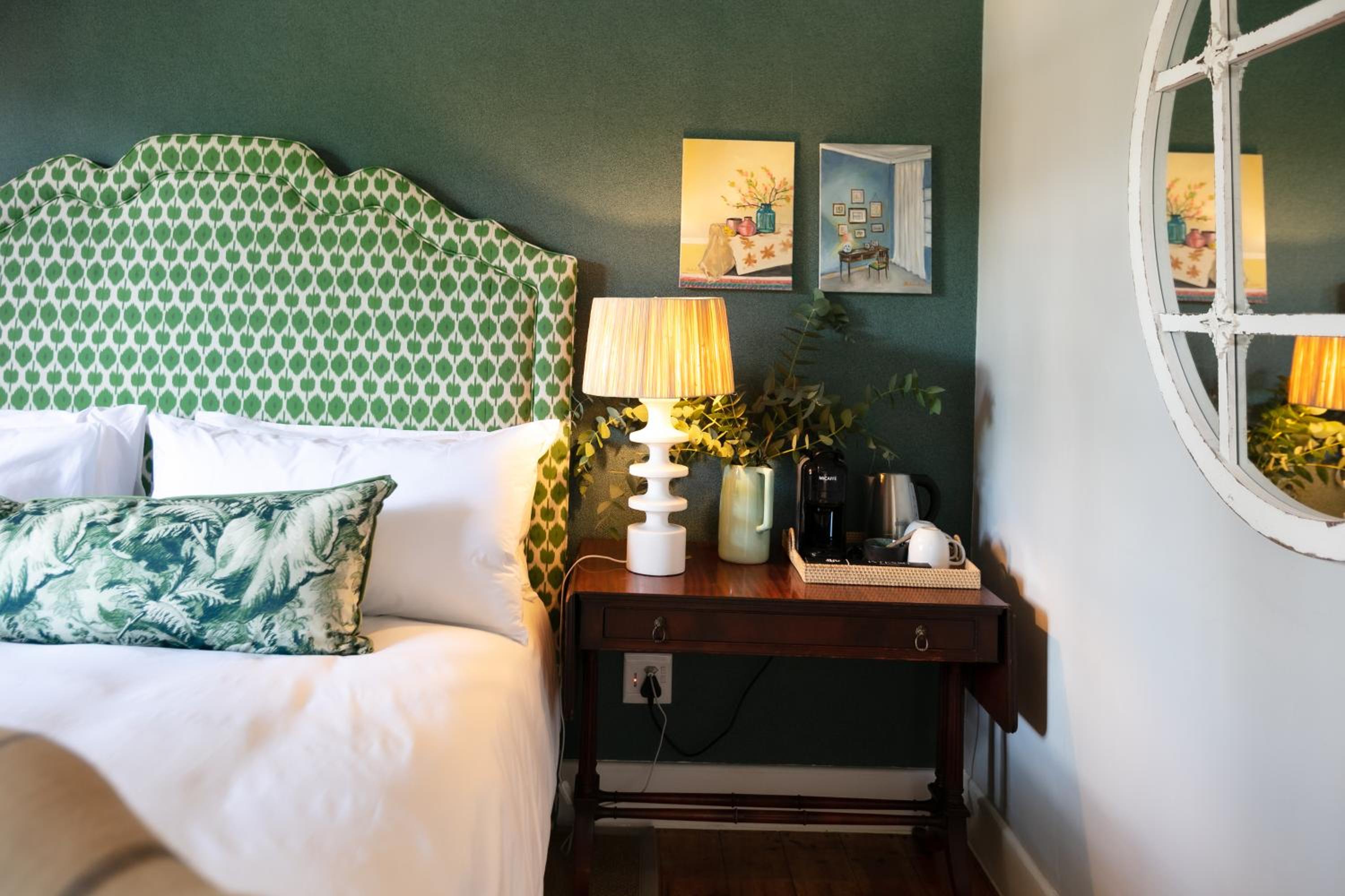 Standard King Room - Photo 1