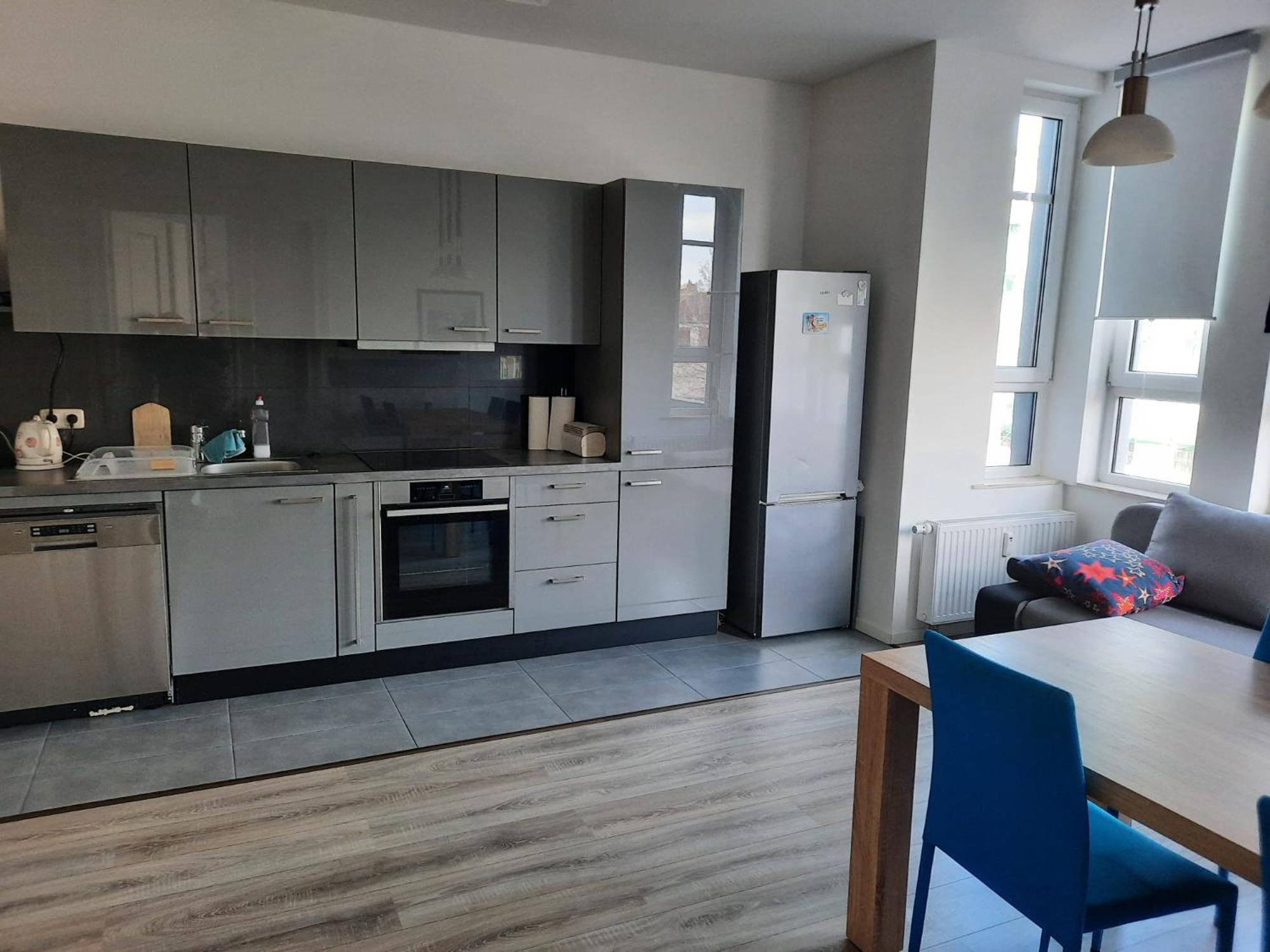 Double Room with Balcony - Photo 13