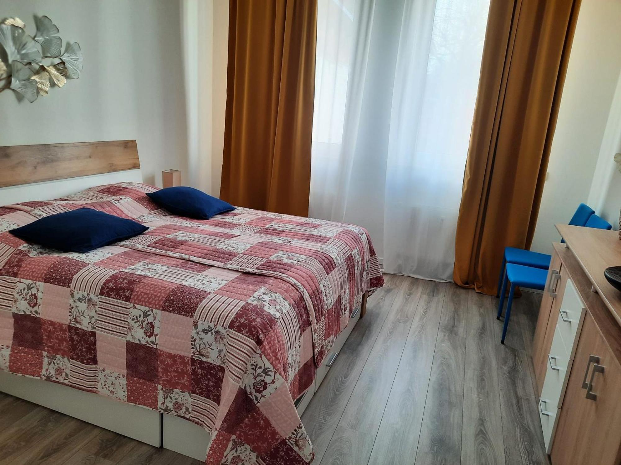 Double Room with Balcony - Photo 29