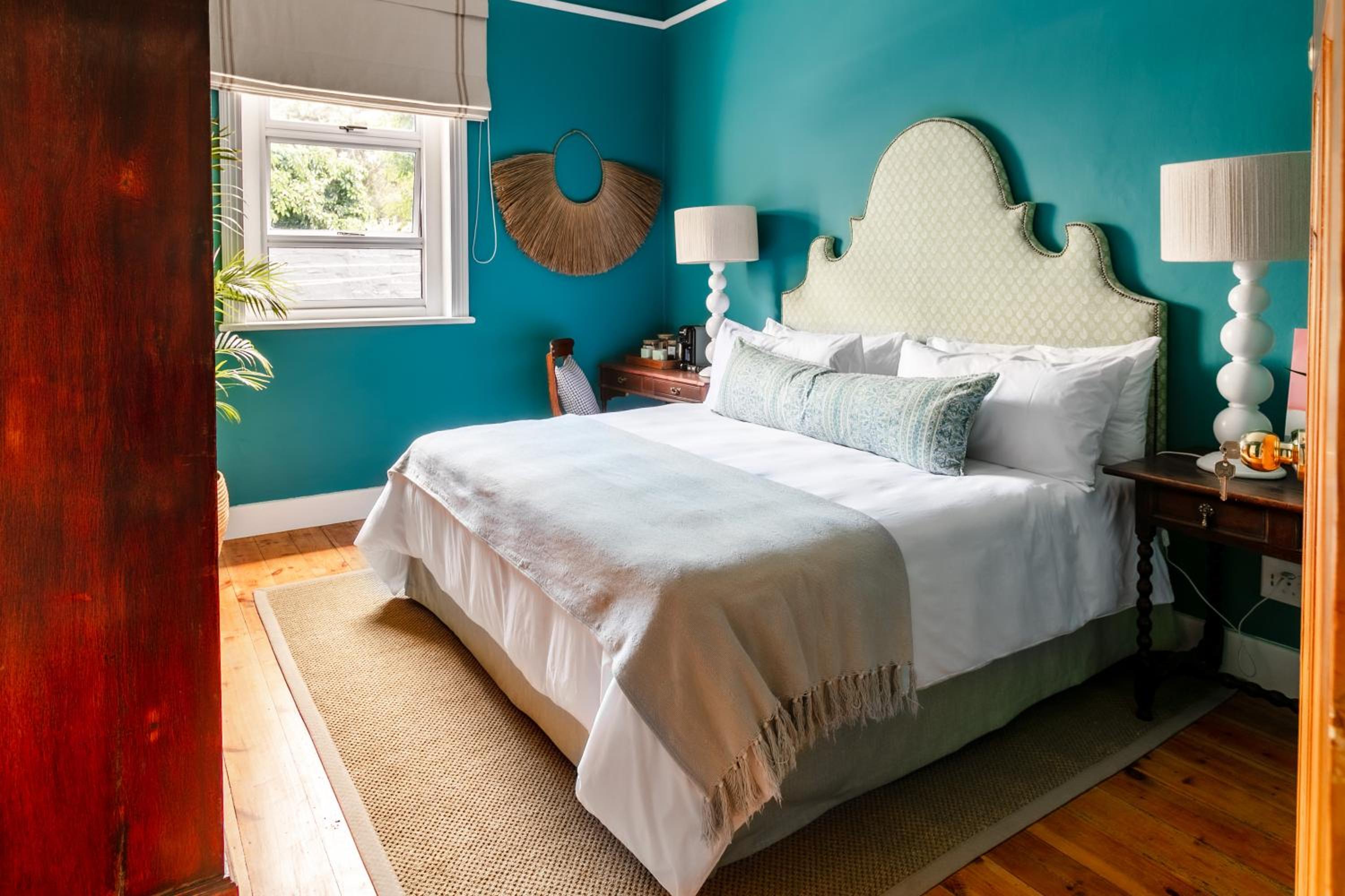 Standard Queen Room photo 3