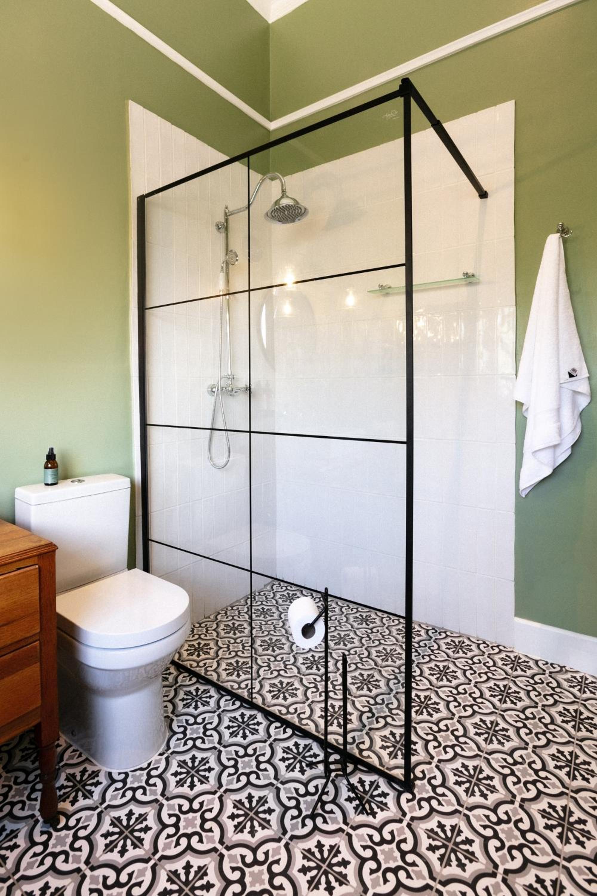Superior Suite - Photo 2