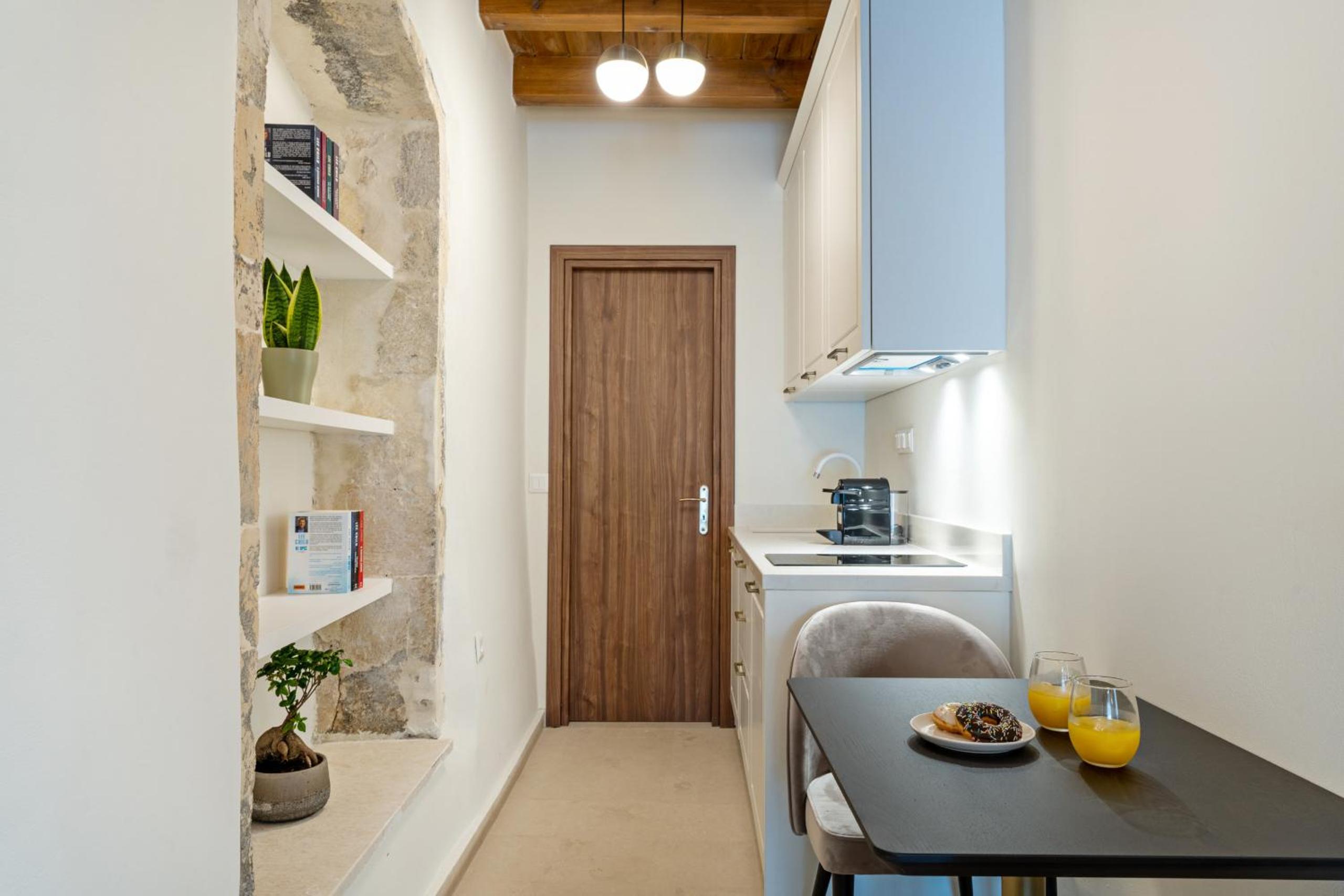 Apartment - Ground Floor photo 2