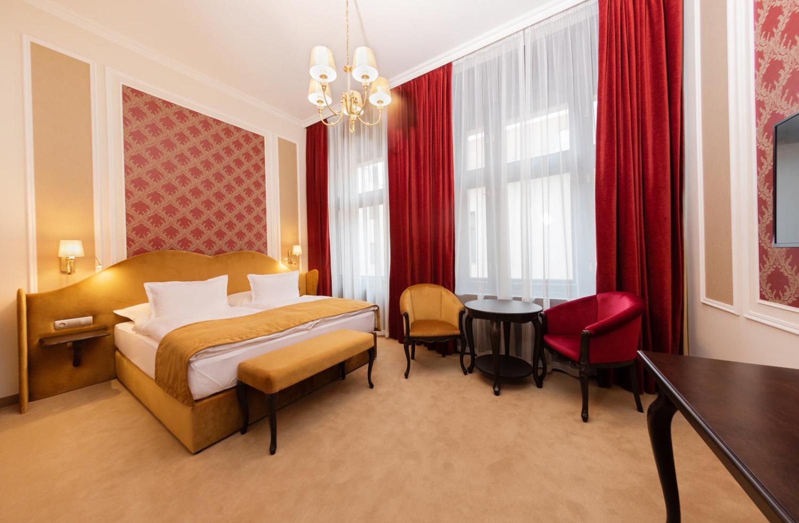 Superior King Room photo 3