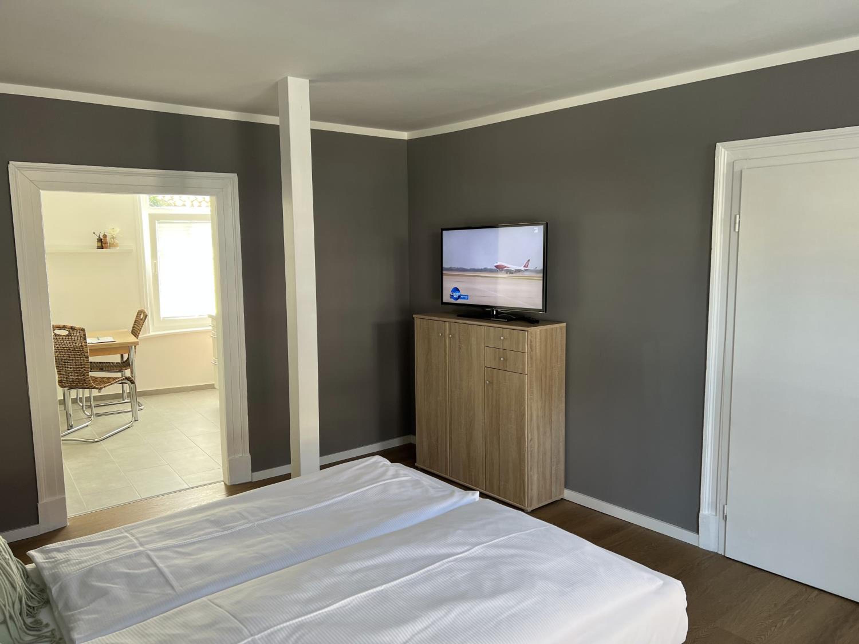 Standard Double Room - Photo 2