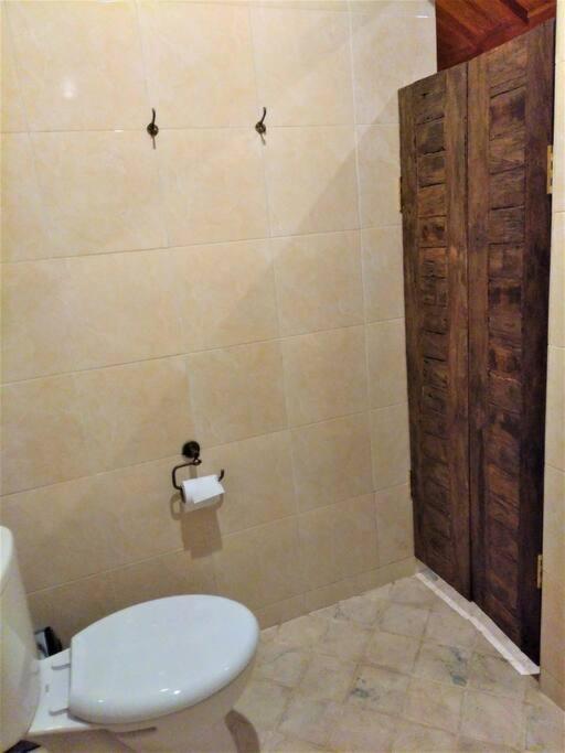 Wooden Villa with Private Pool - Photo 39