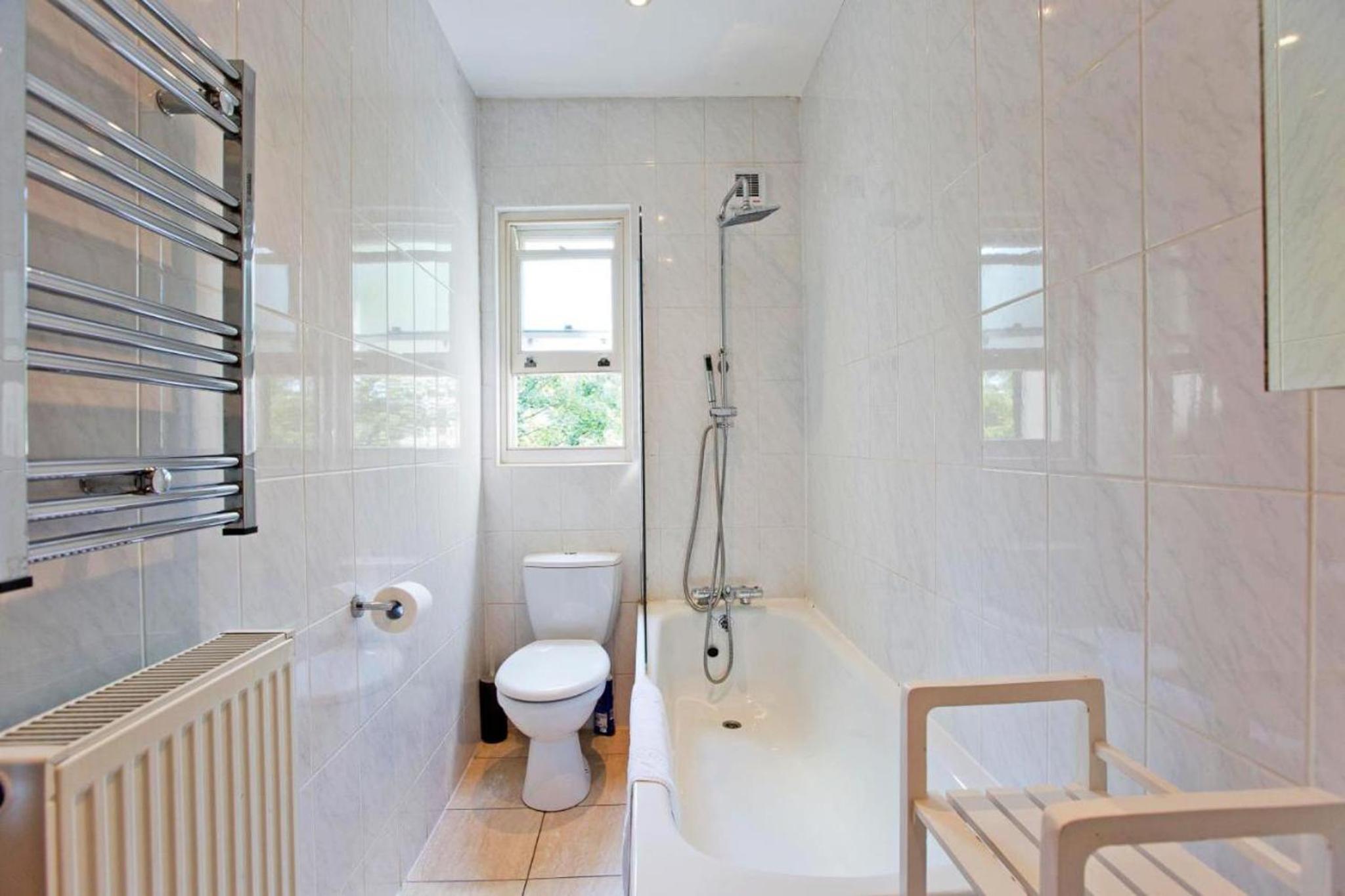 Large Double Room photo 3