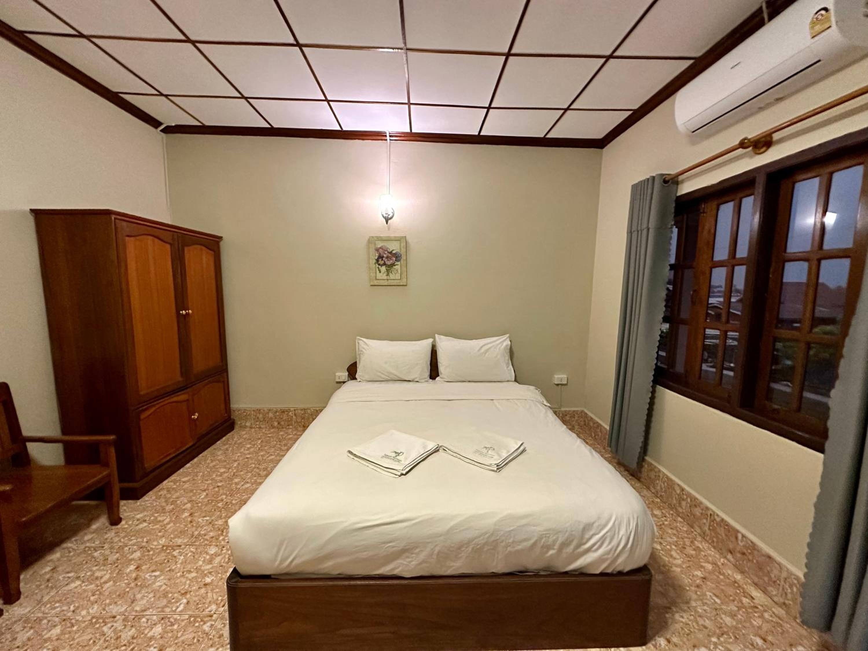Deluxe Double Room with Balcony photo 1