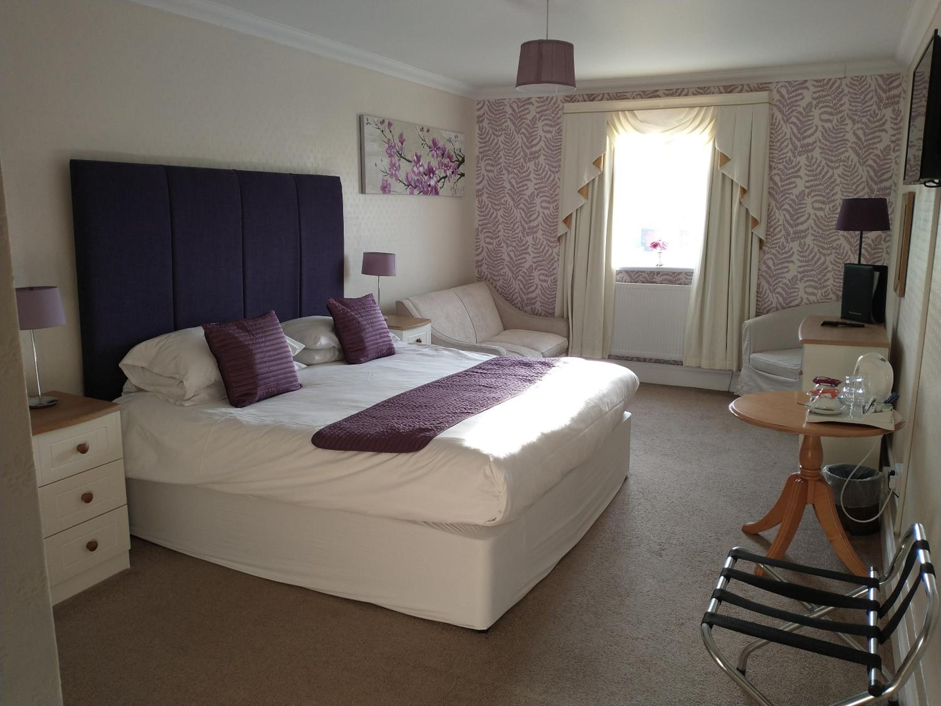 Deluxe King Room