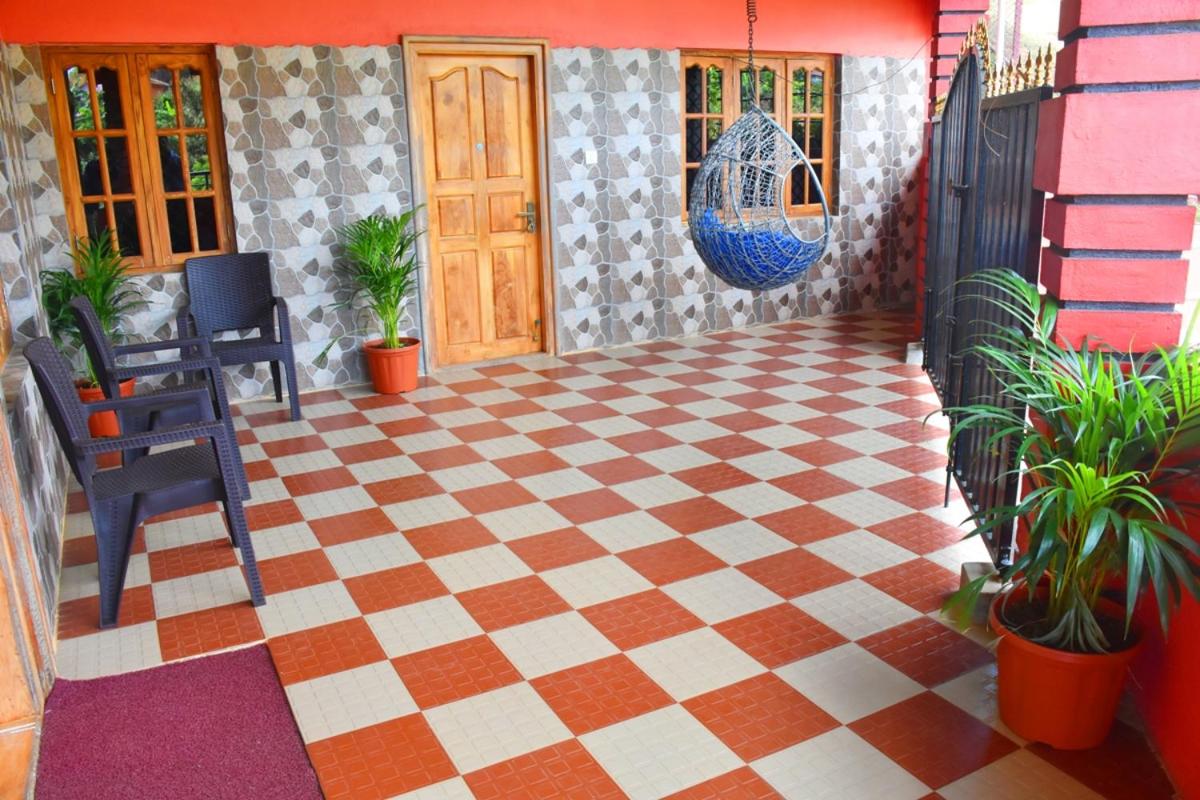 Deluxe Double Room with Balcony - Photo 3