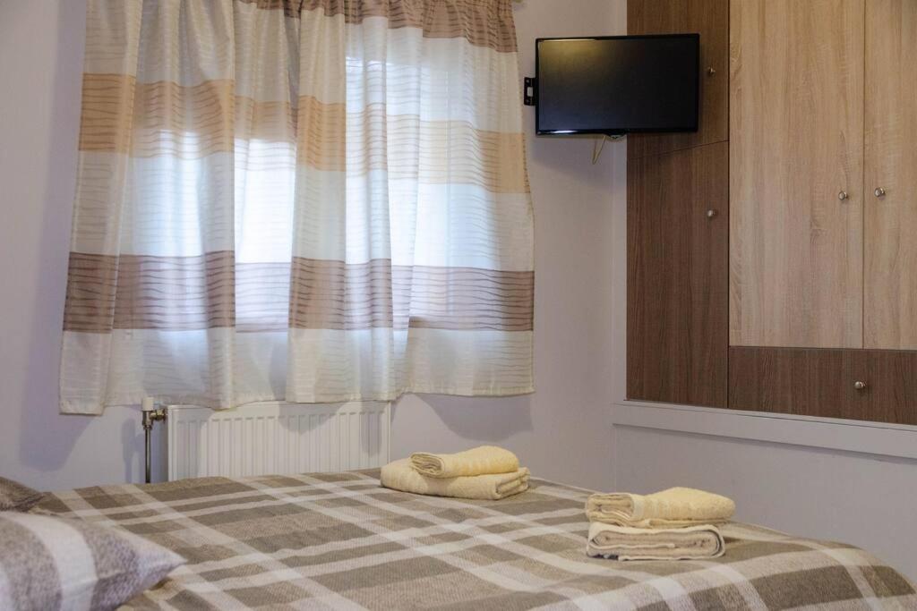 Two-Bedroom Apartment - Photo 19