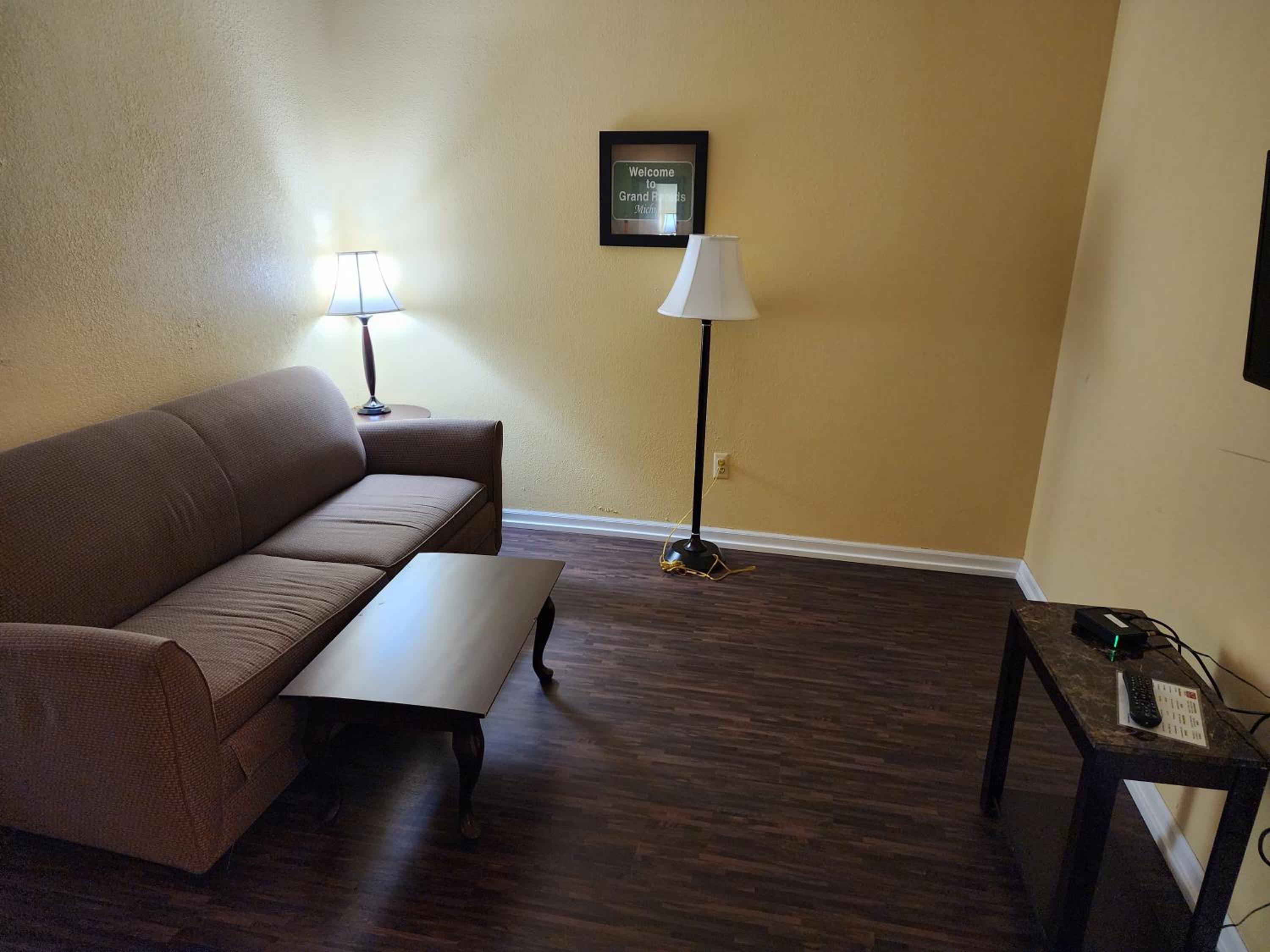 Queen Room - Accessible/Non-Smoking photo 1