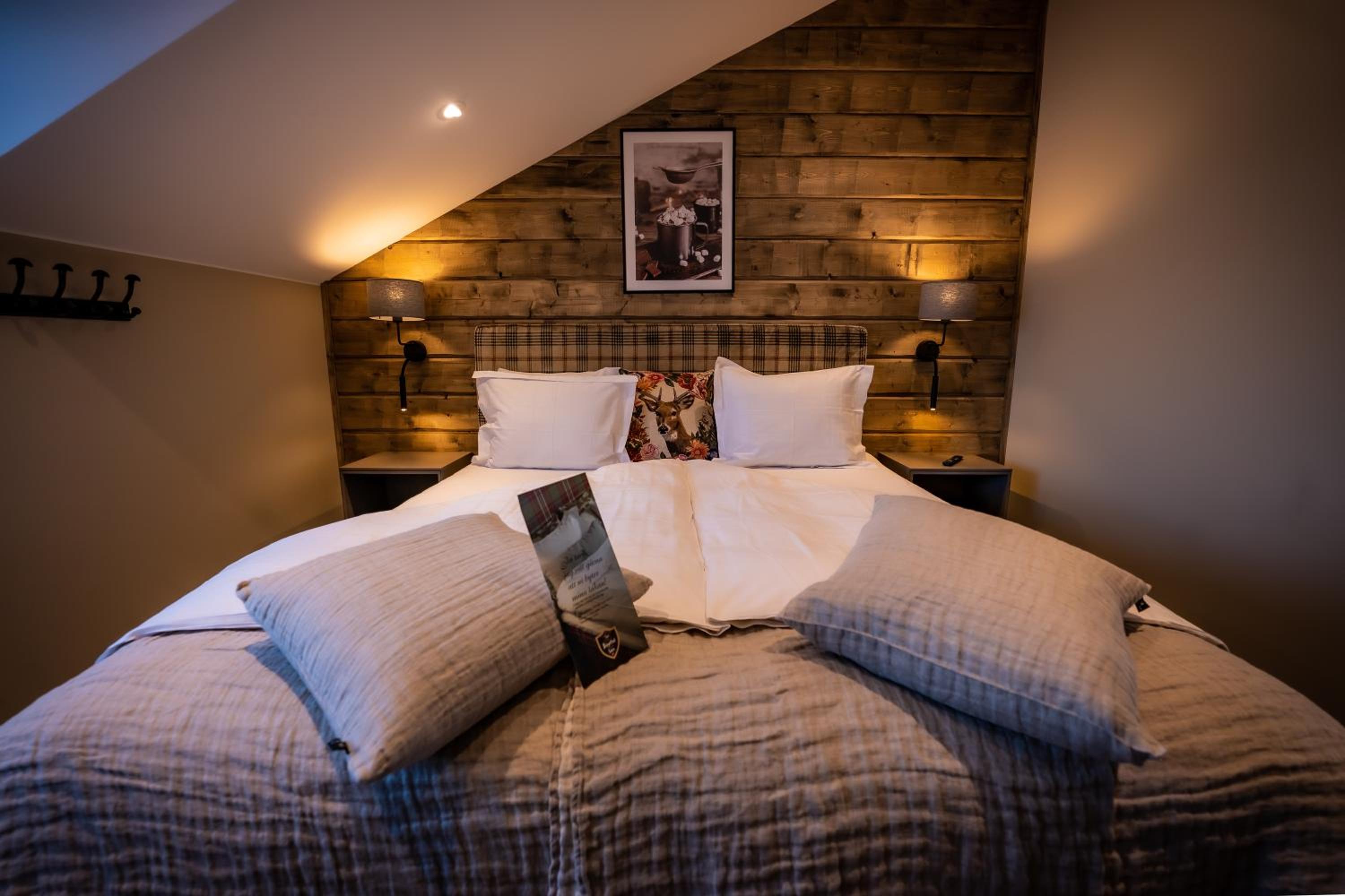 Junior Suite with Balcony photo 2