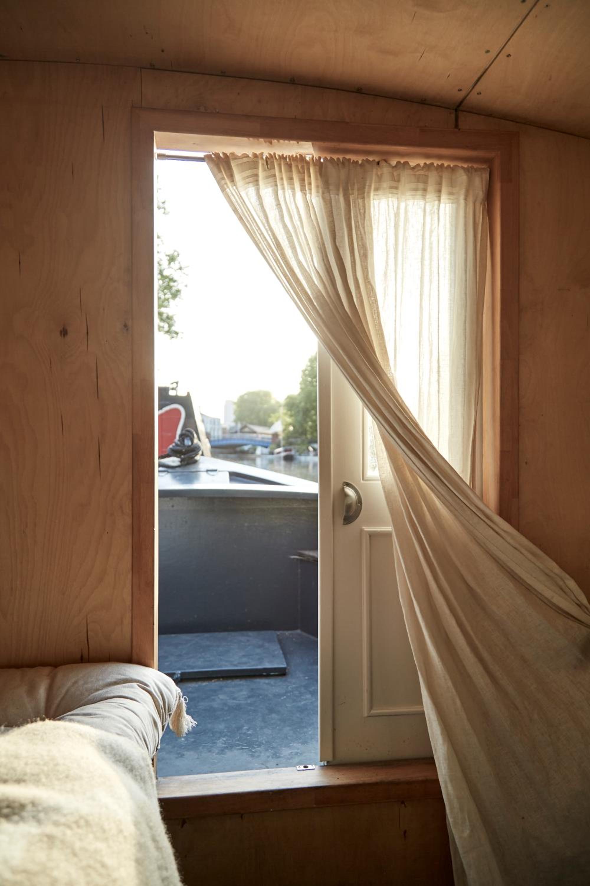 Mobile Home photo 2