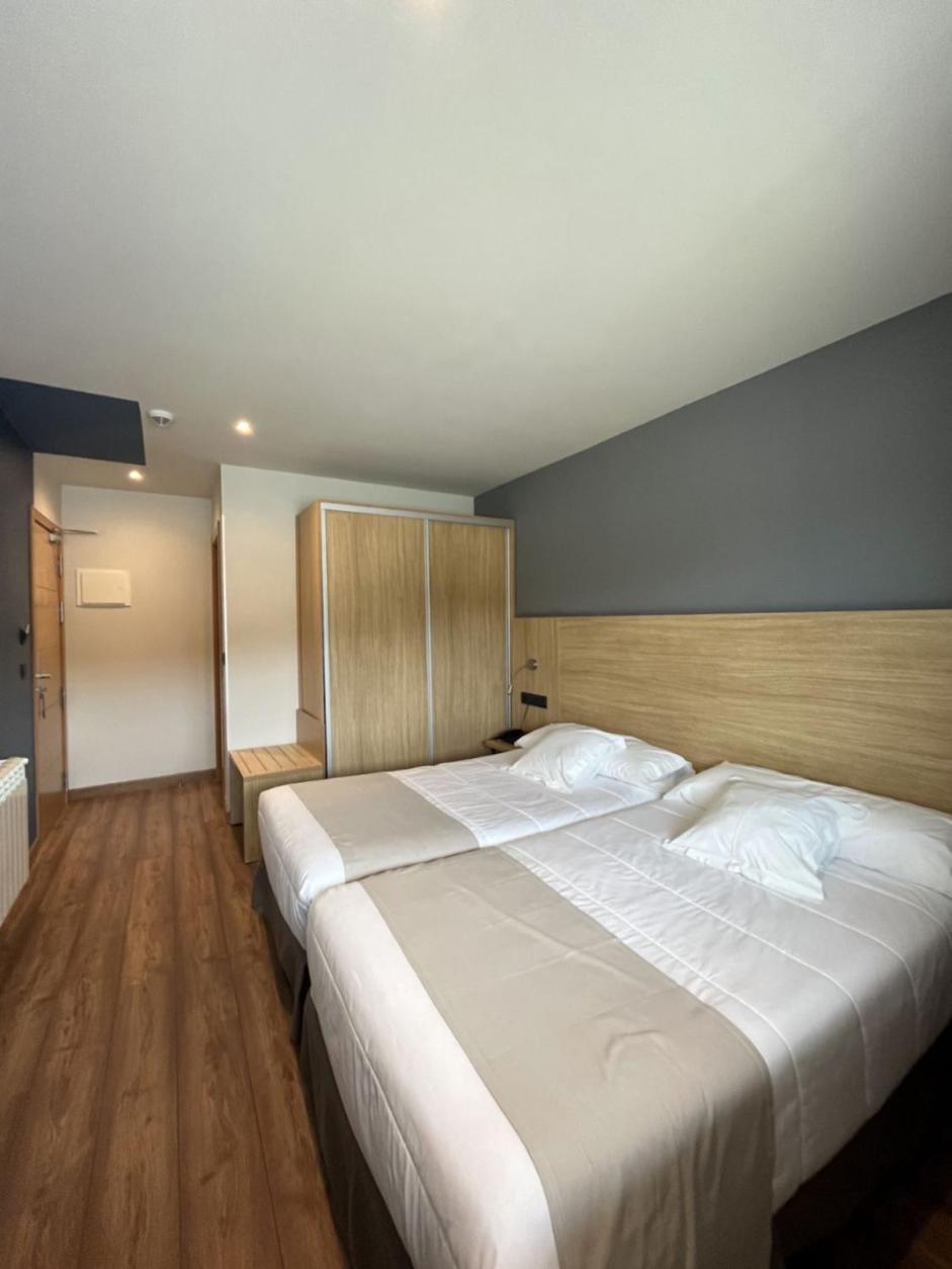 Double or Twin Room photo 2
