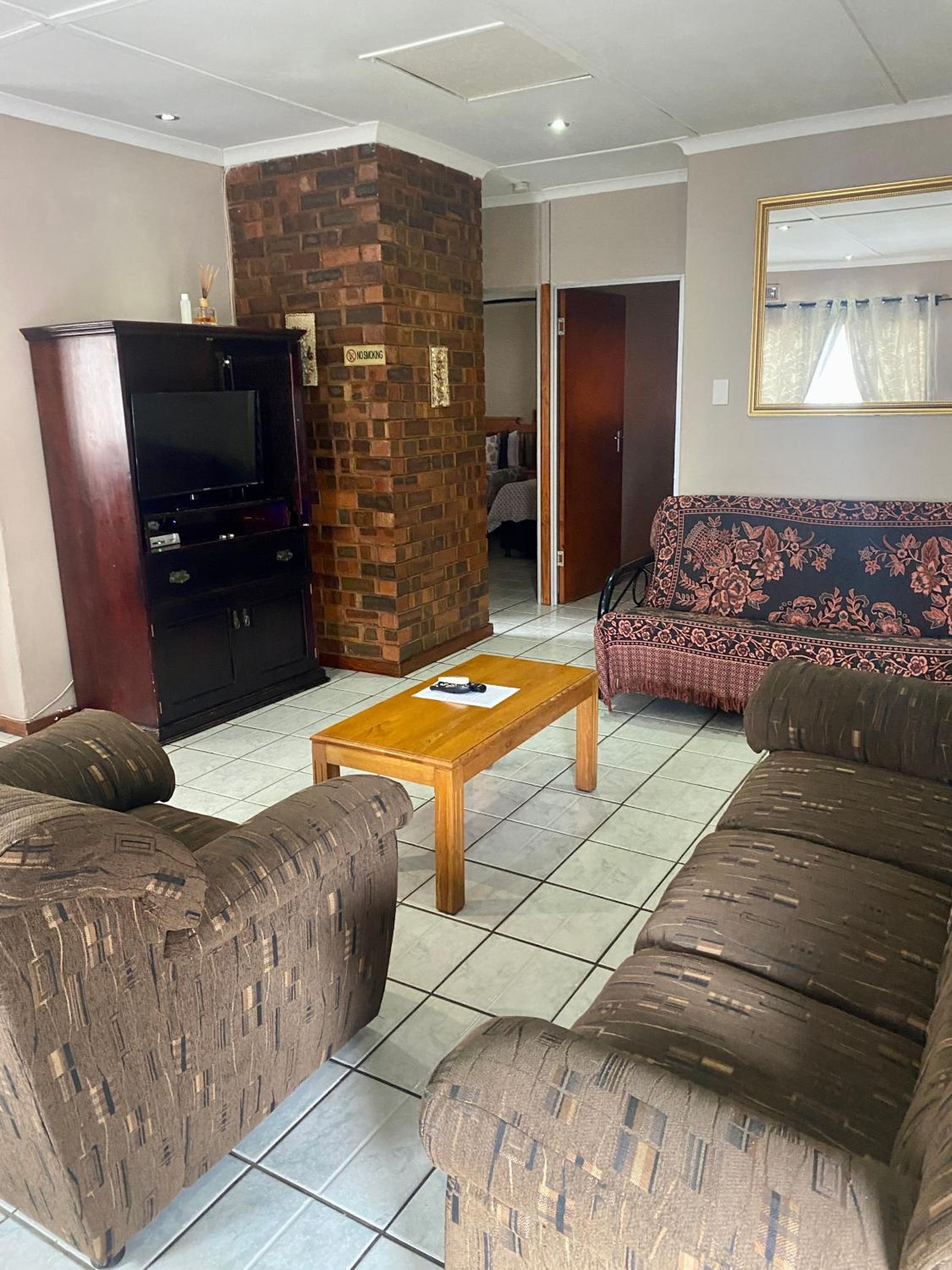 Family Room photo 1