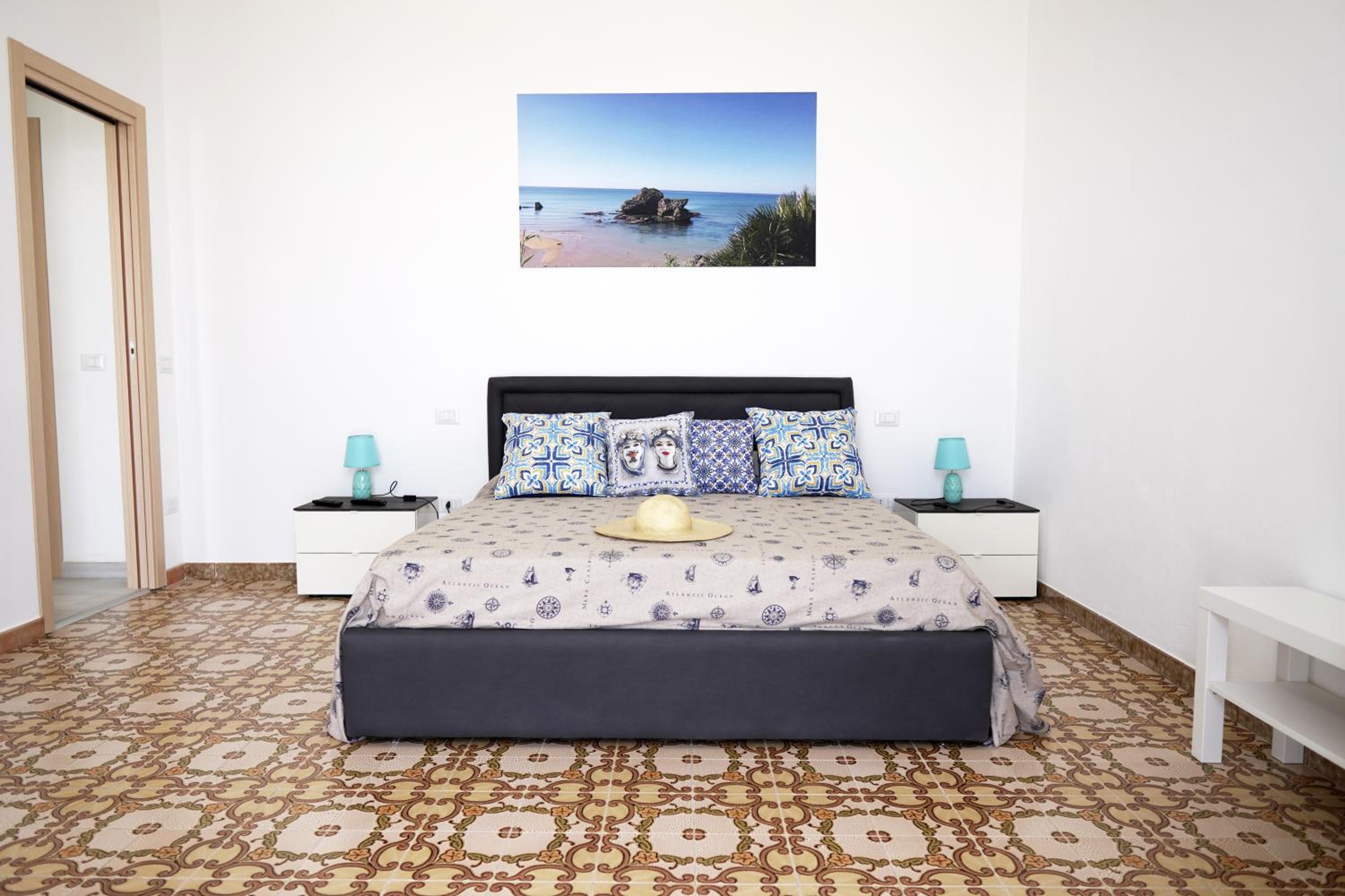 One-Bedroom House photo 2