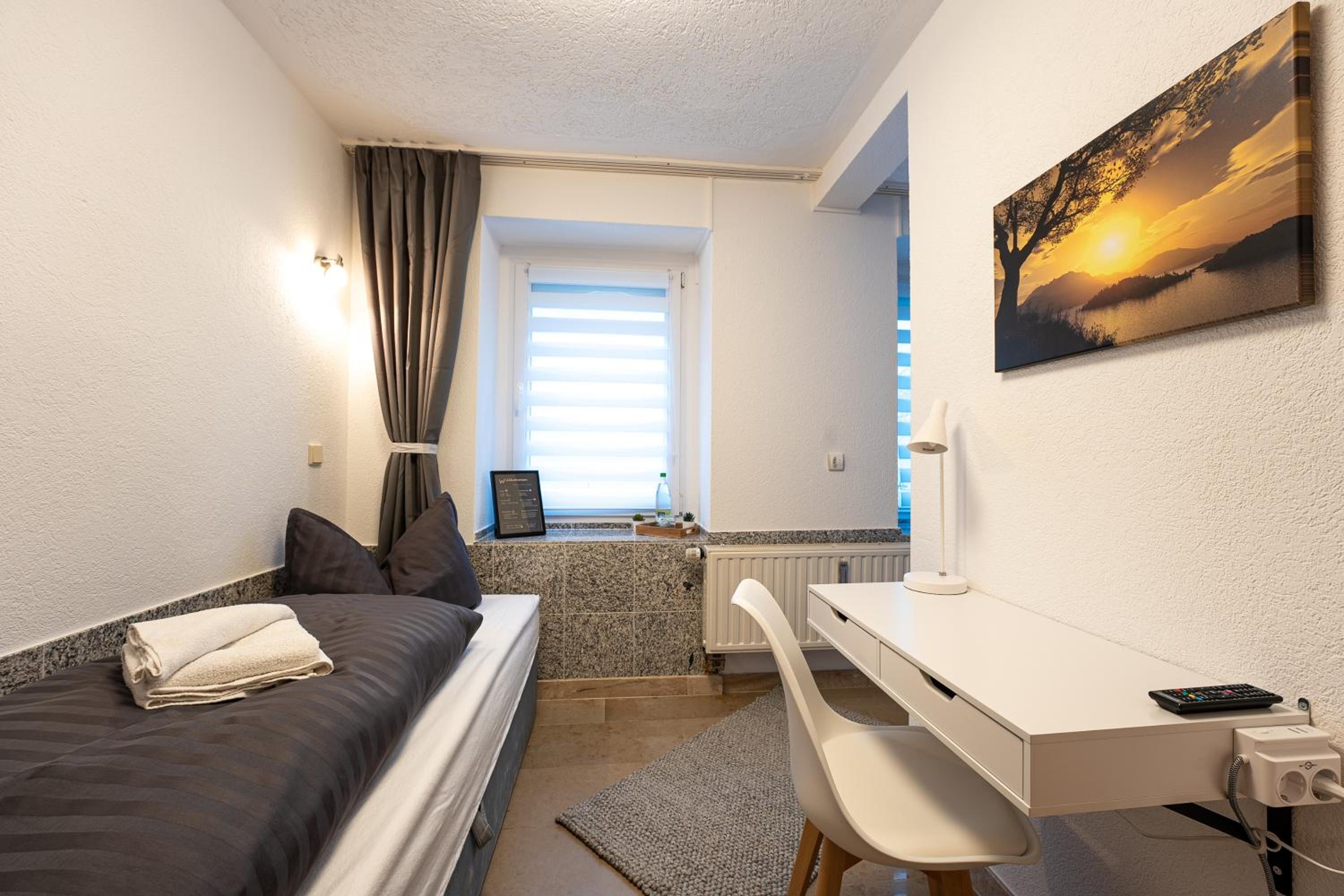 Single Room With Bathroom photo 1