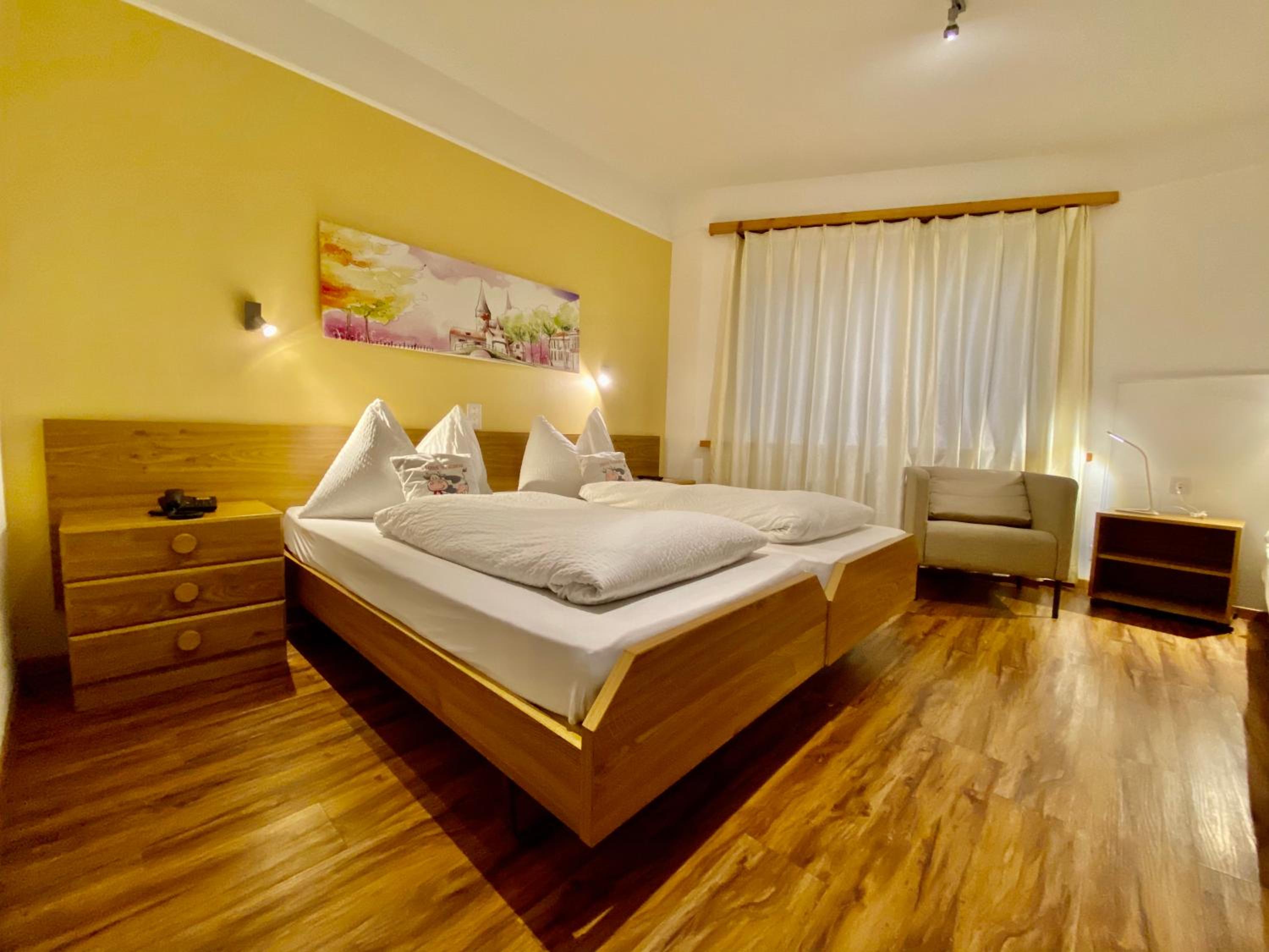 Quadruple Room - Photo 3
