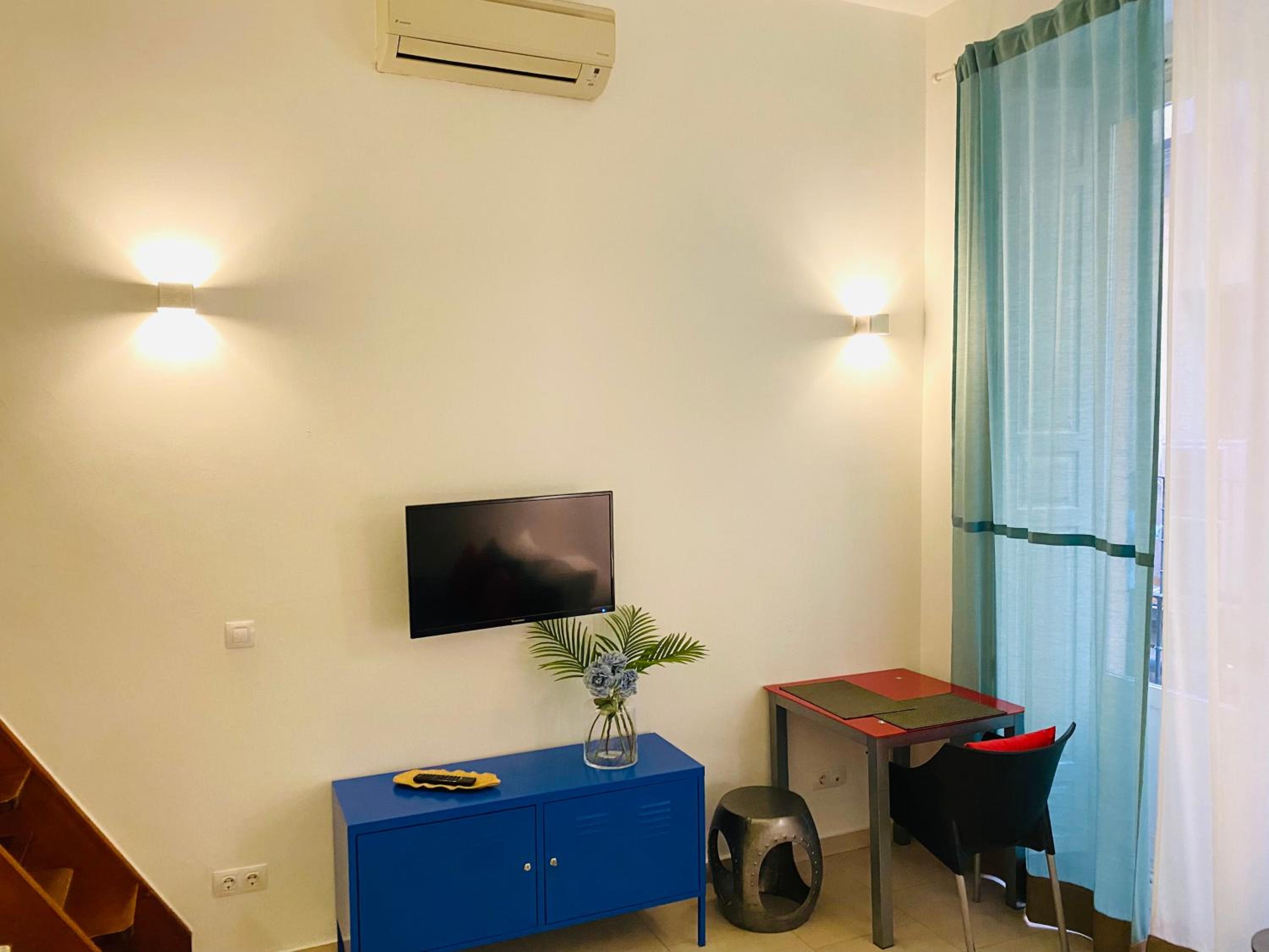Apartment - Split Level photo 2