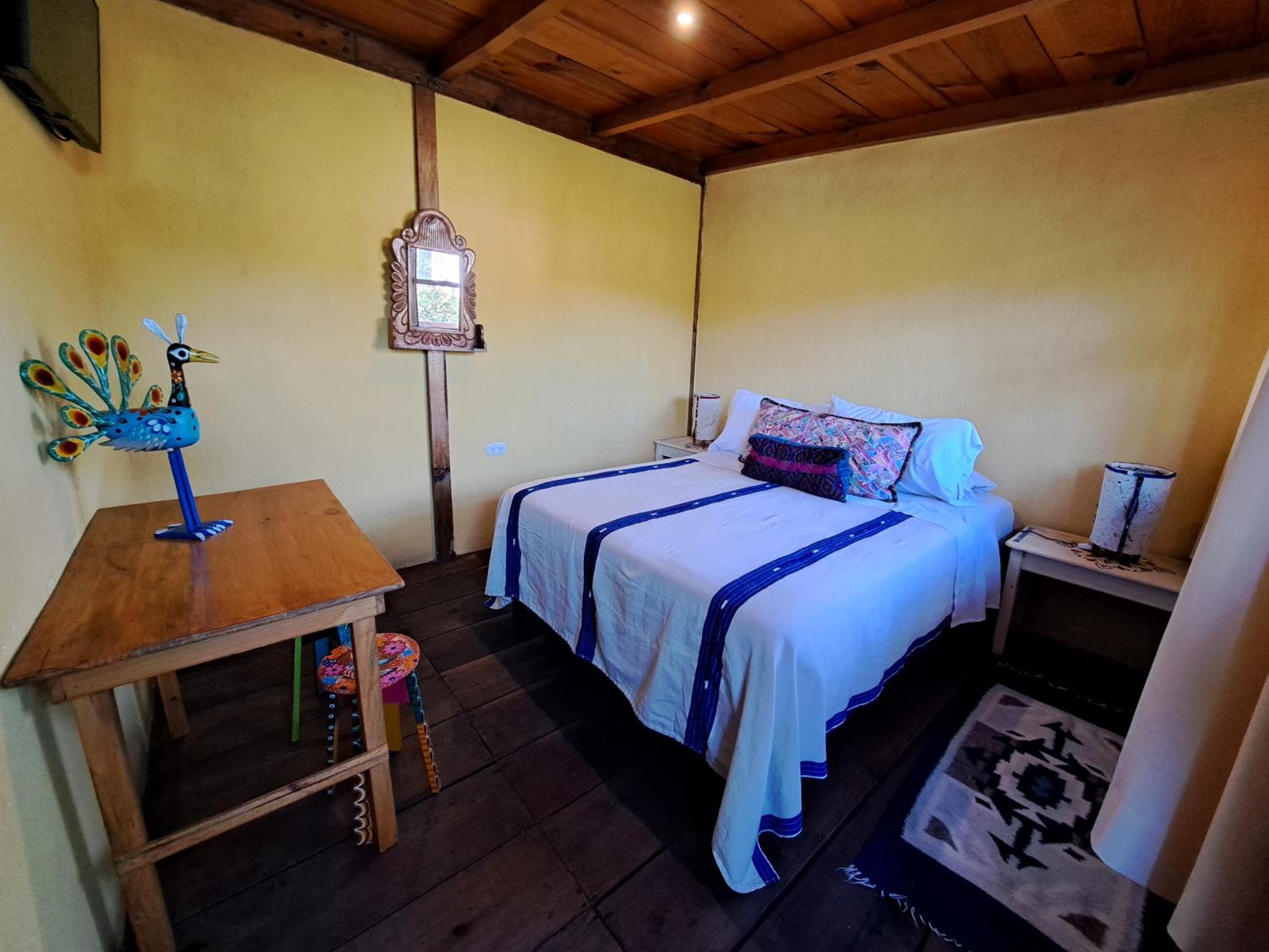 Standard Double Room with Shared Bathroom photo 1
