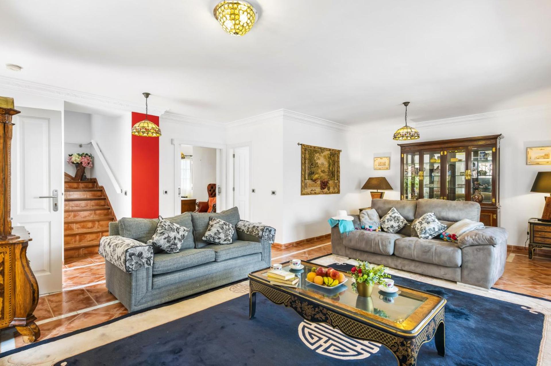Villa de Tres Habitaciones