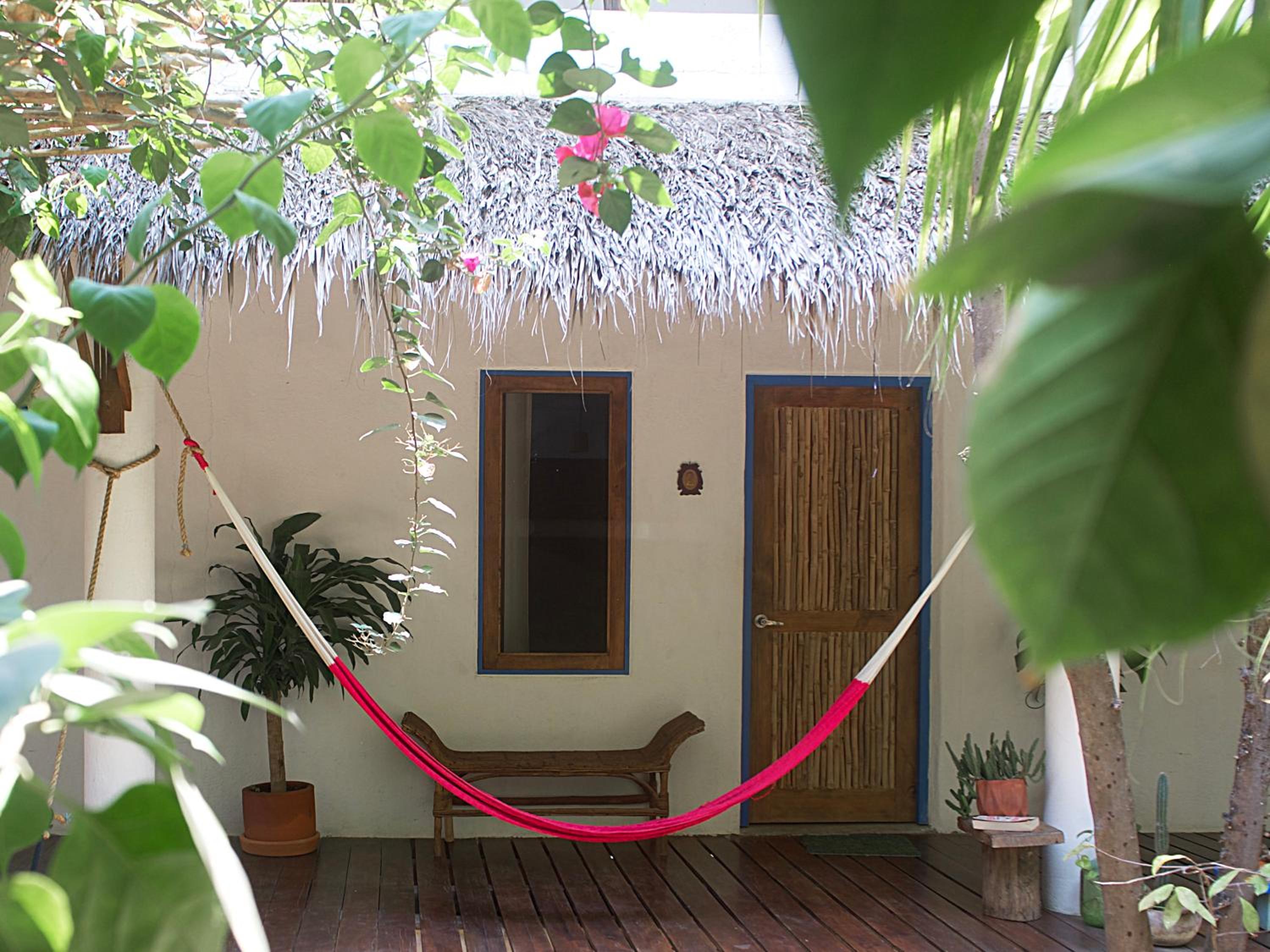 Deluxe Double Room - Photo 8