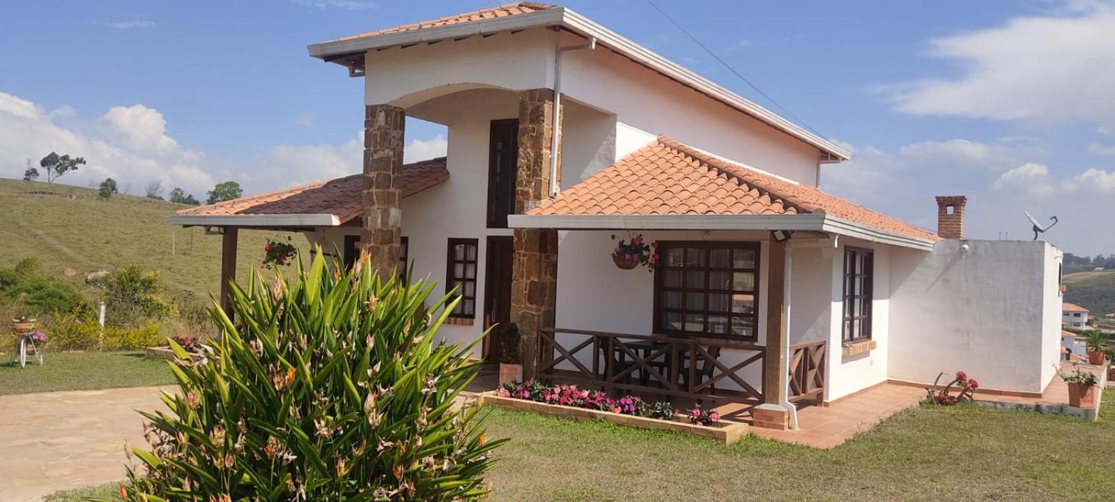 Three-Bedroom Villa photo 2