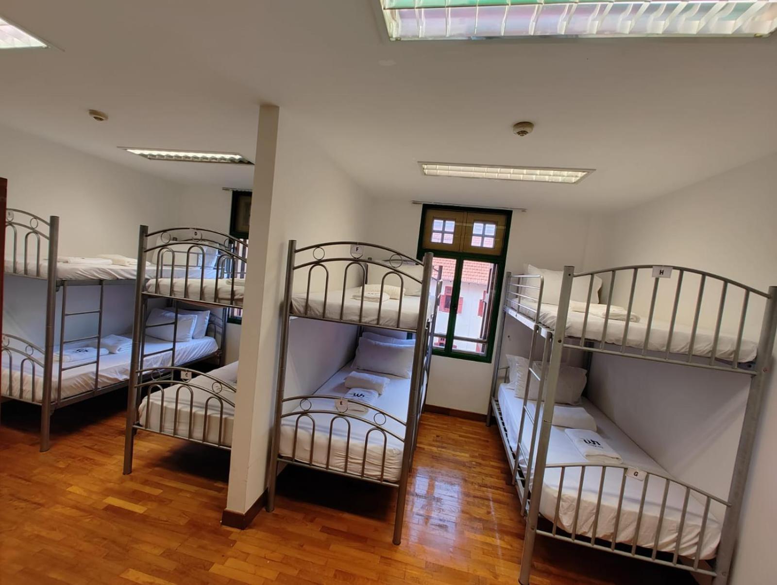 Private Room (8 Single Bunk Beds) photo 2