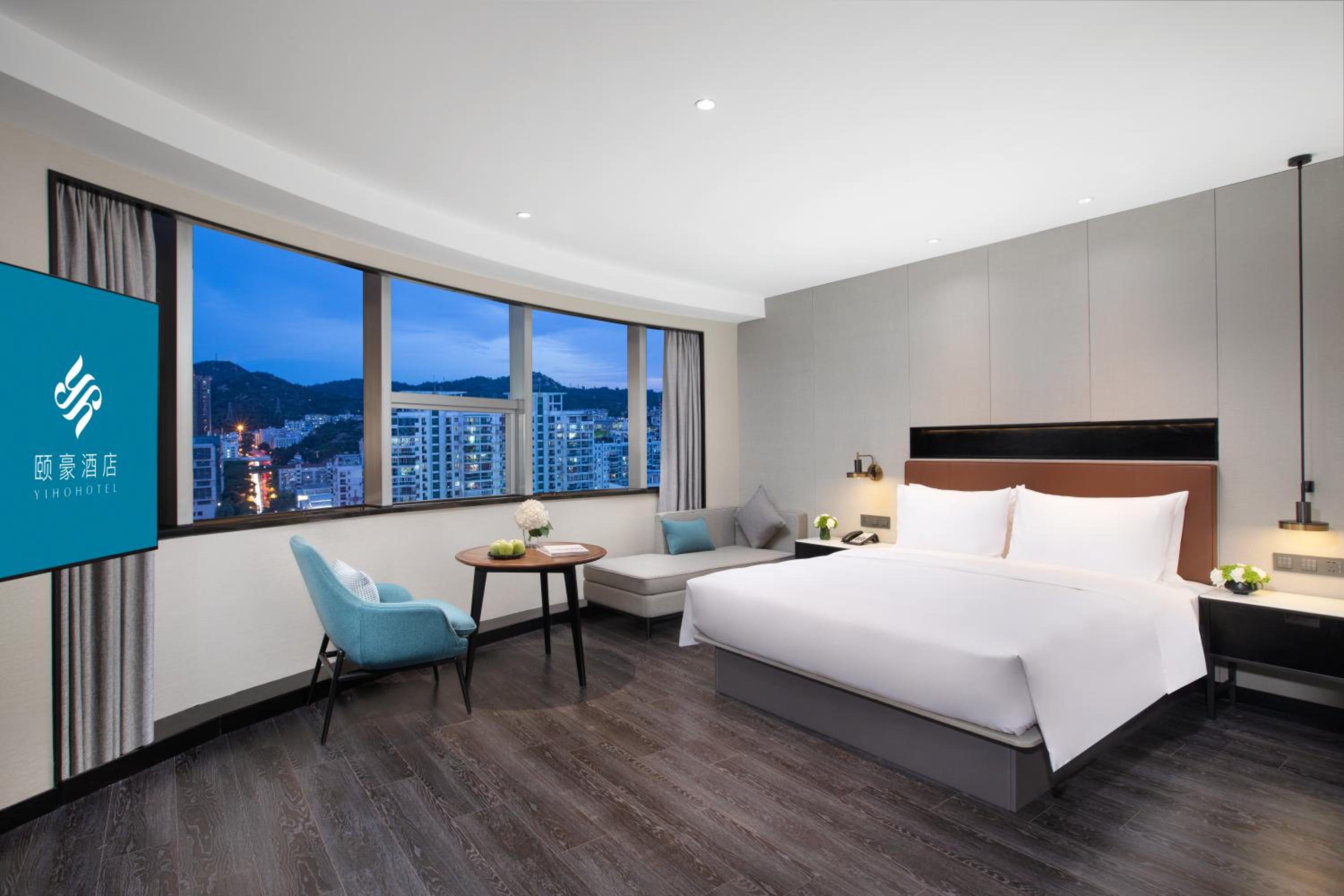 Deluxe Executive Double Room photo 2