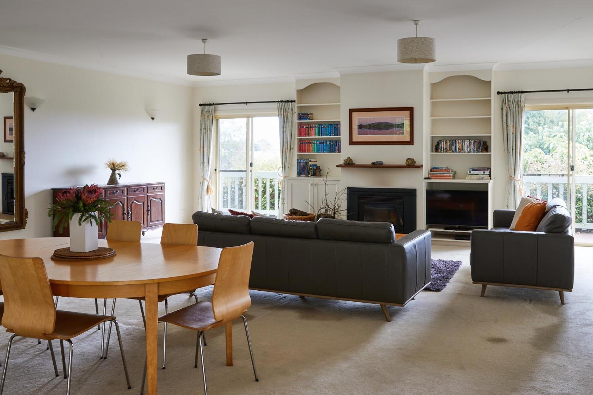 Three-Bedroom Chalet photo 2
