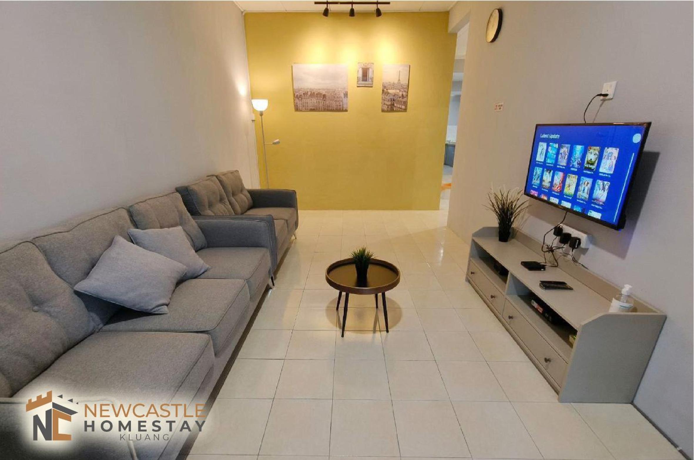 Three-Bedroom House photo 1