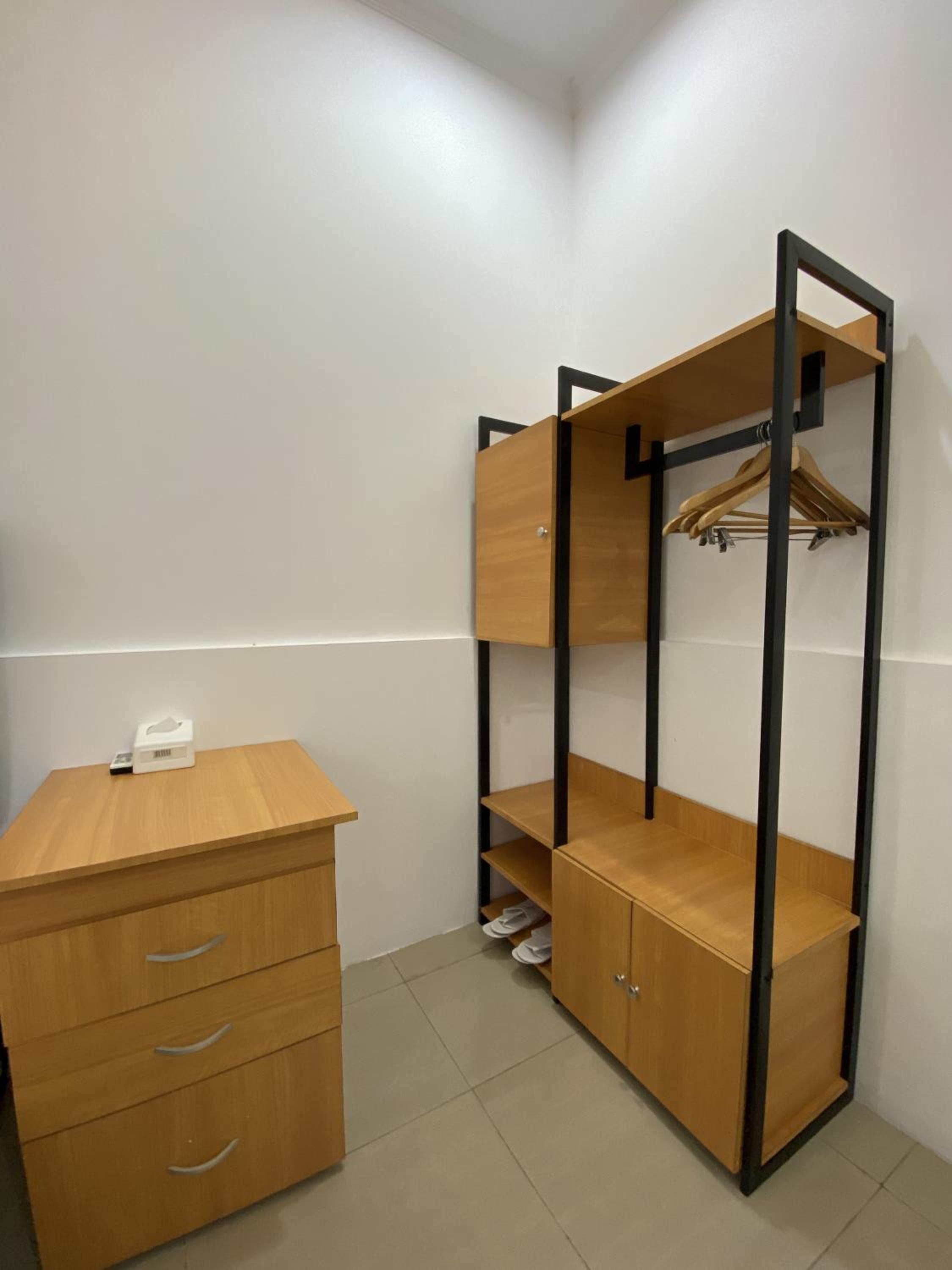 Standard Family Room - Photo 15