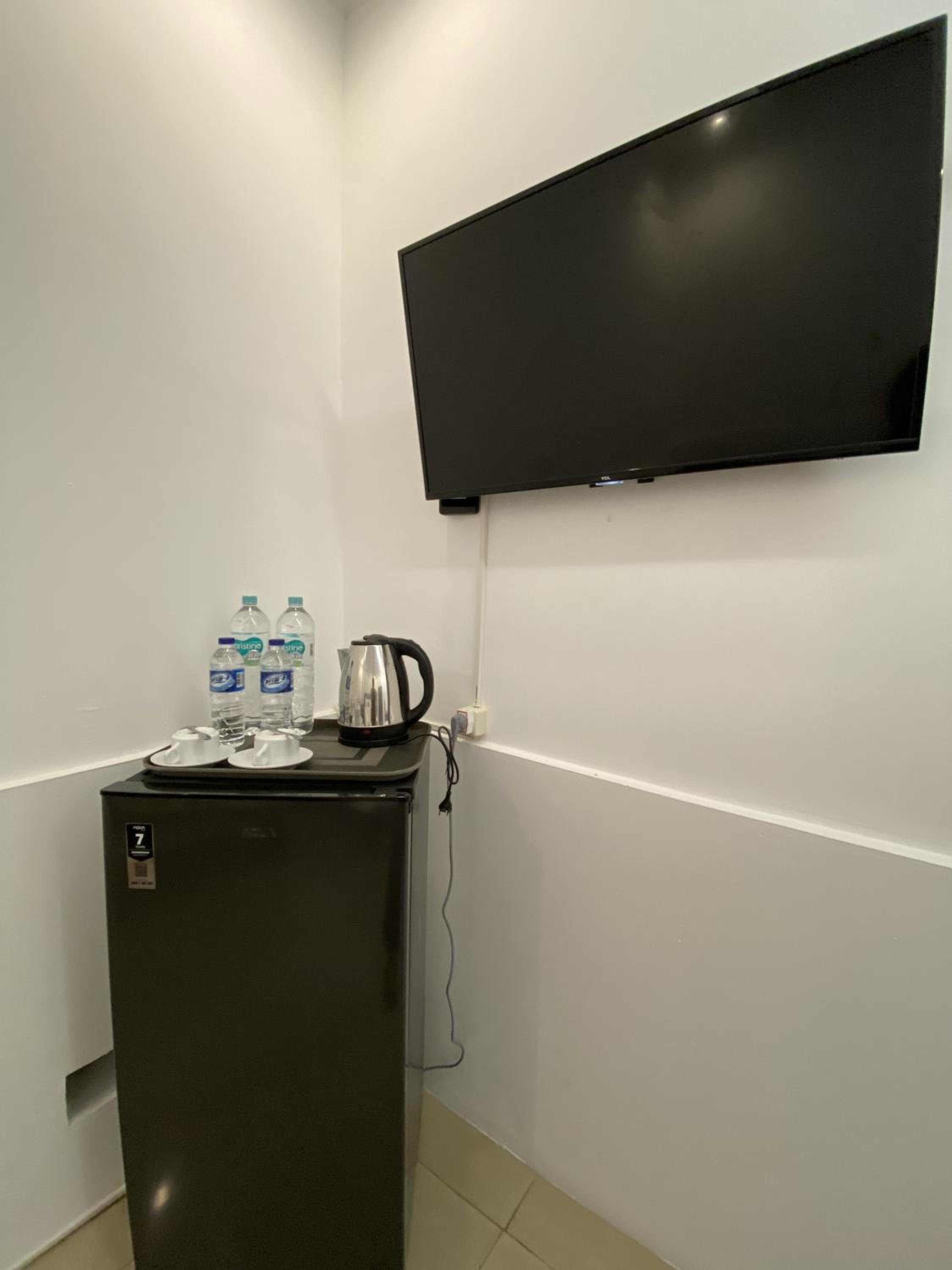 Standard Family Room - Photo 19