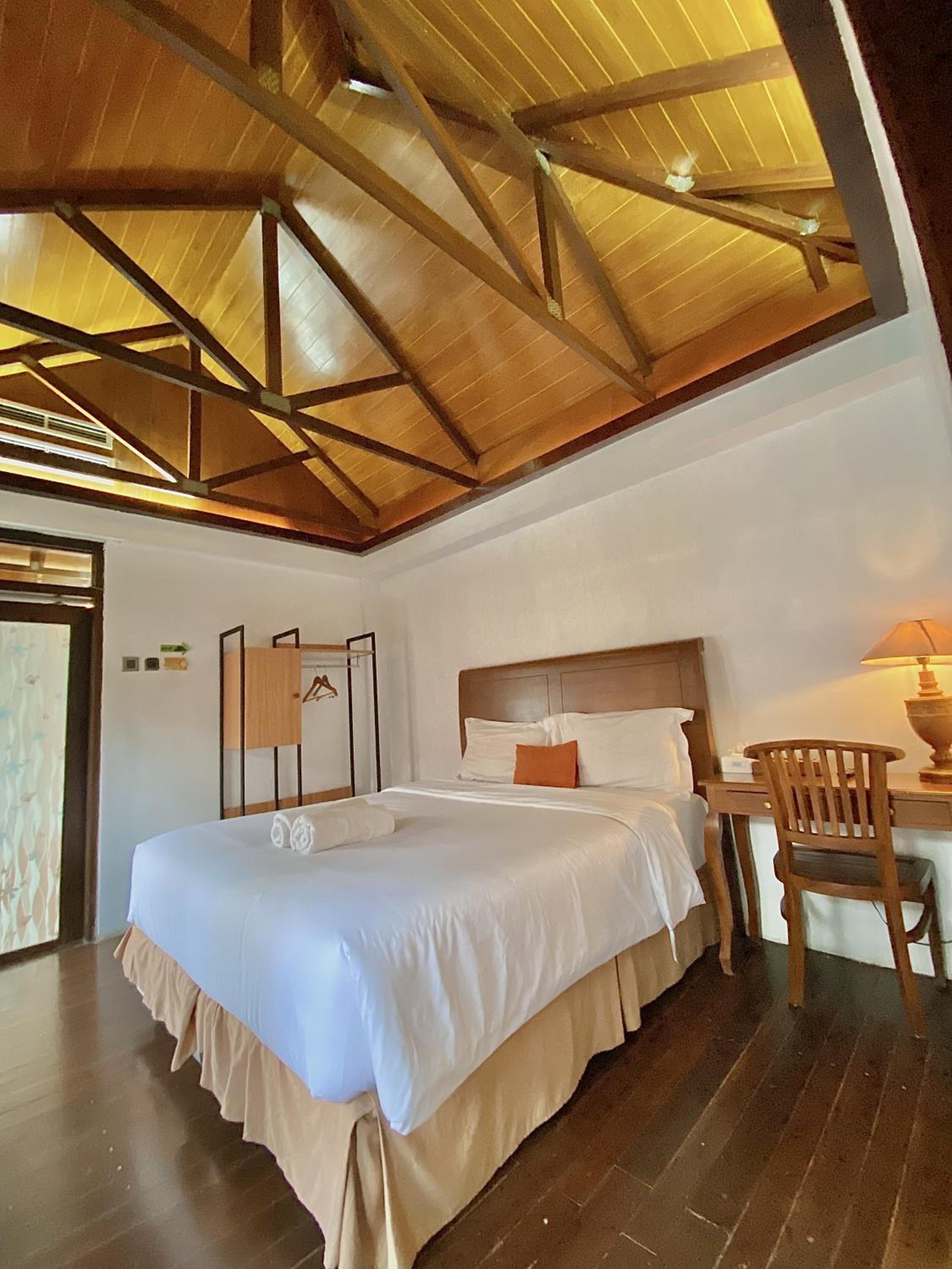 Double Room with Pool View