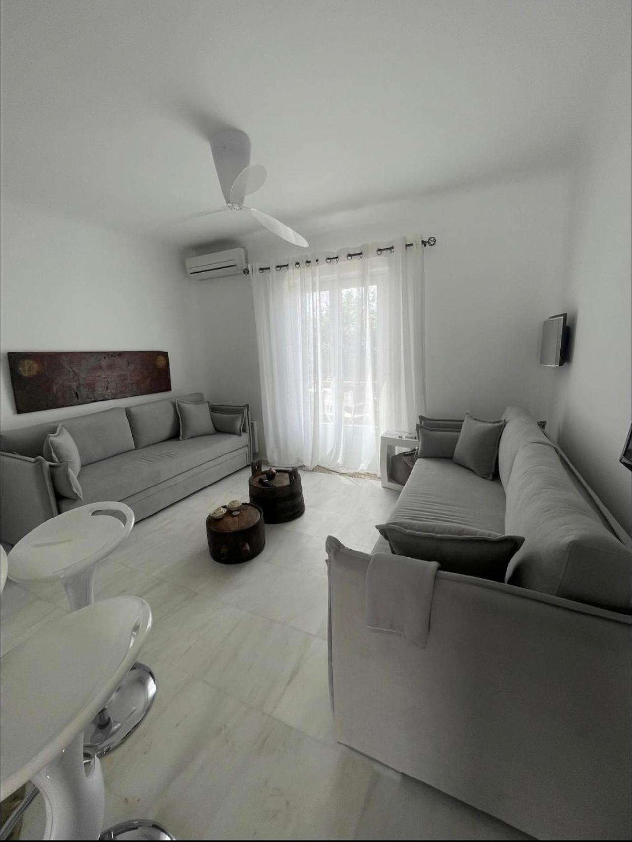 Apartment with Sea View photo 1