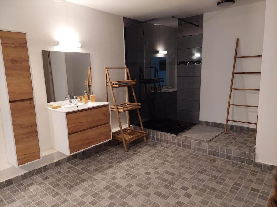 One-Bedroom House photo 2