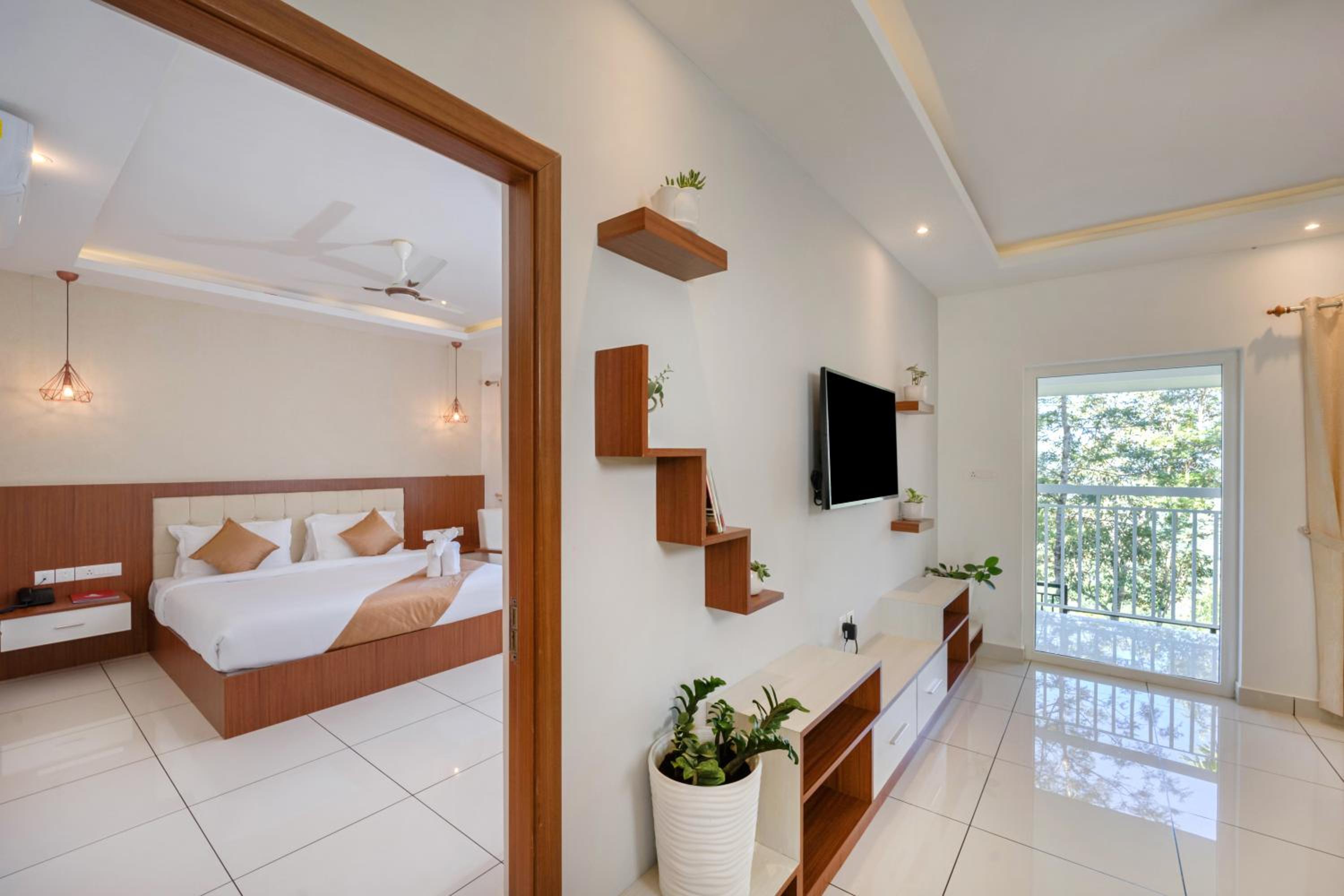 Mountain View Suite with Early Check-In upto 2 hours (subject to availability) - Photo 15