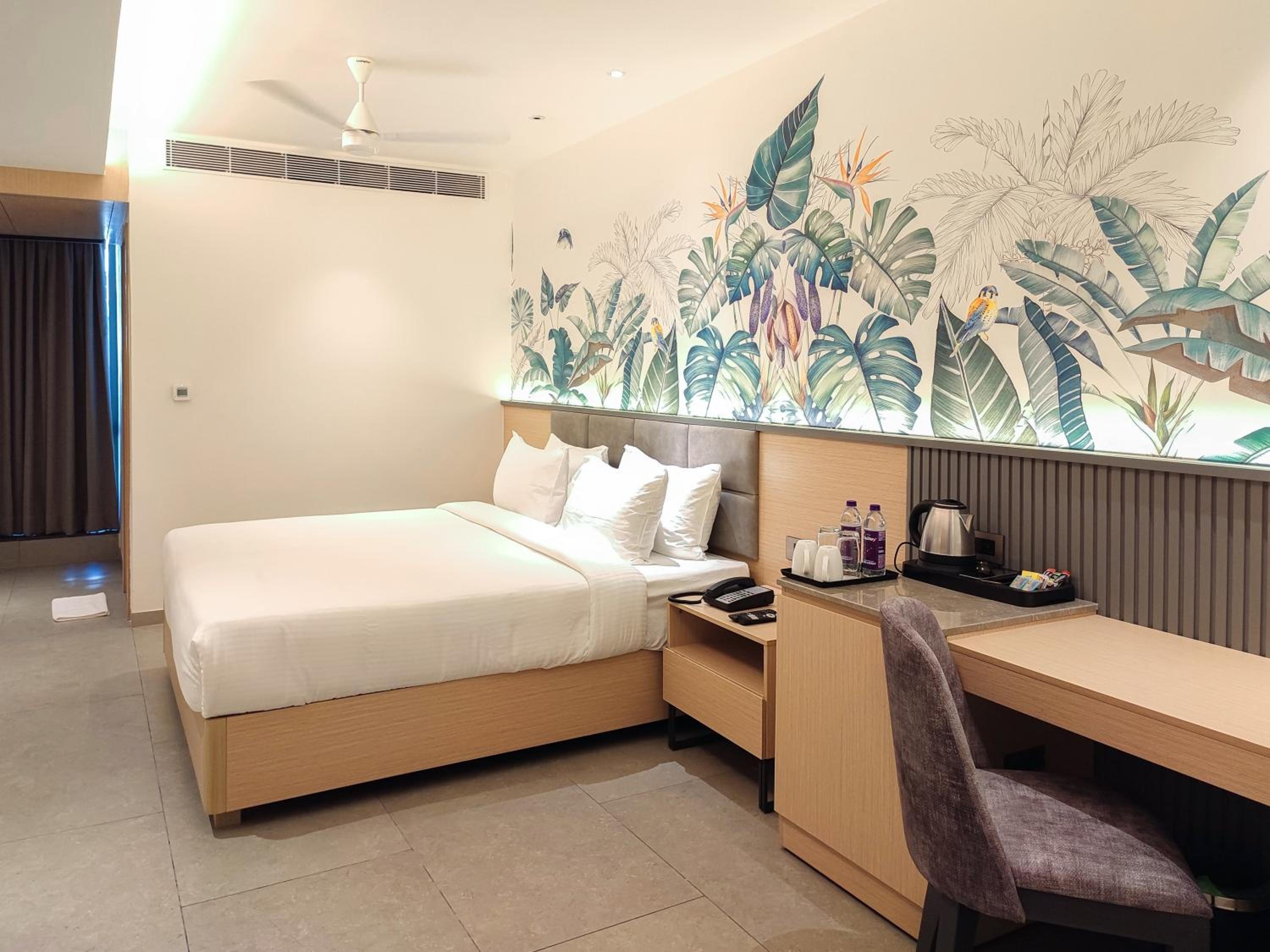 Deluxe Room - Photo 1