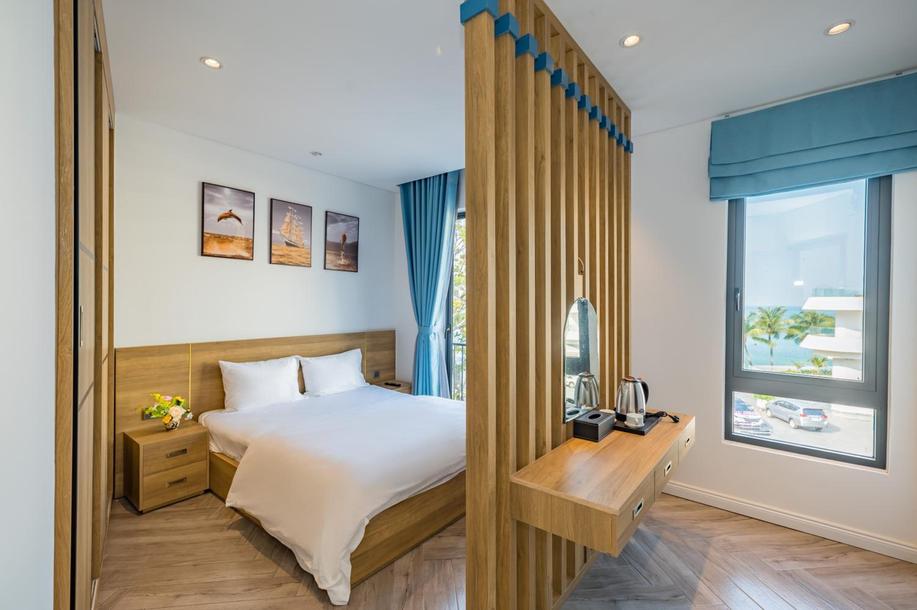 Double Room with Sea View - Photo 6