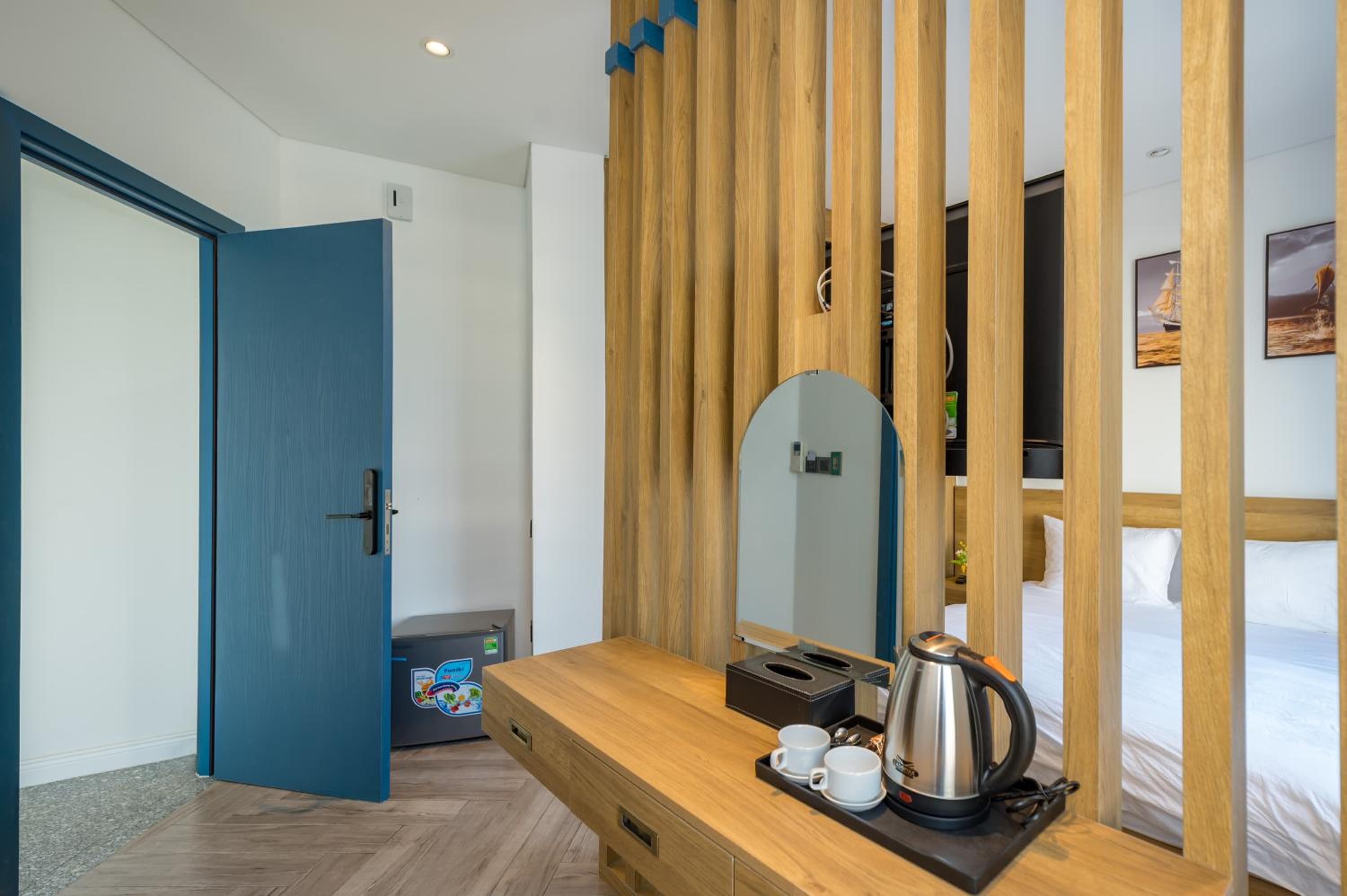 Double Room with Sea View - Photo 11