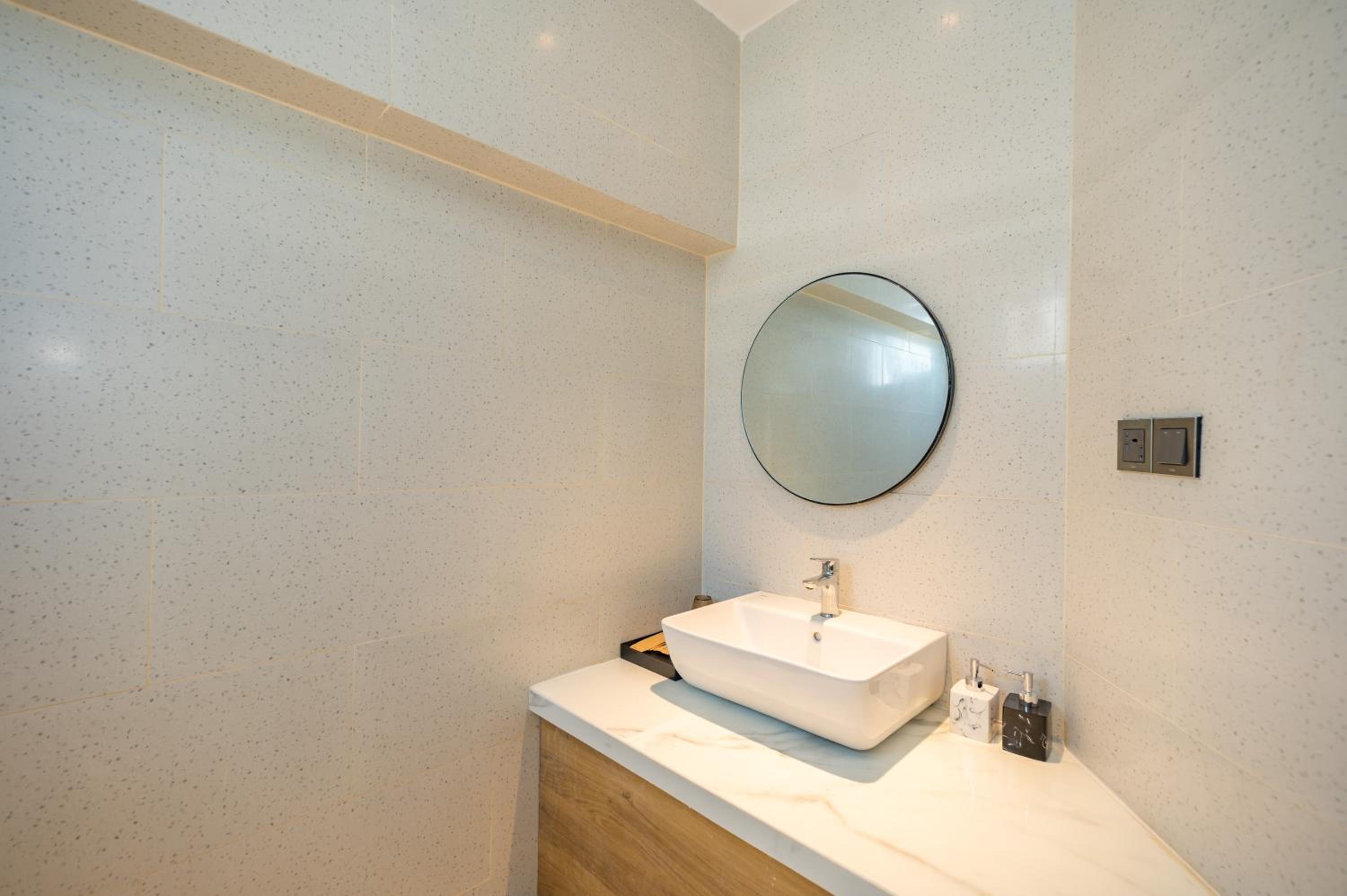 Double Room with Sea View - Photo 3