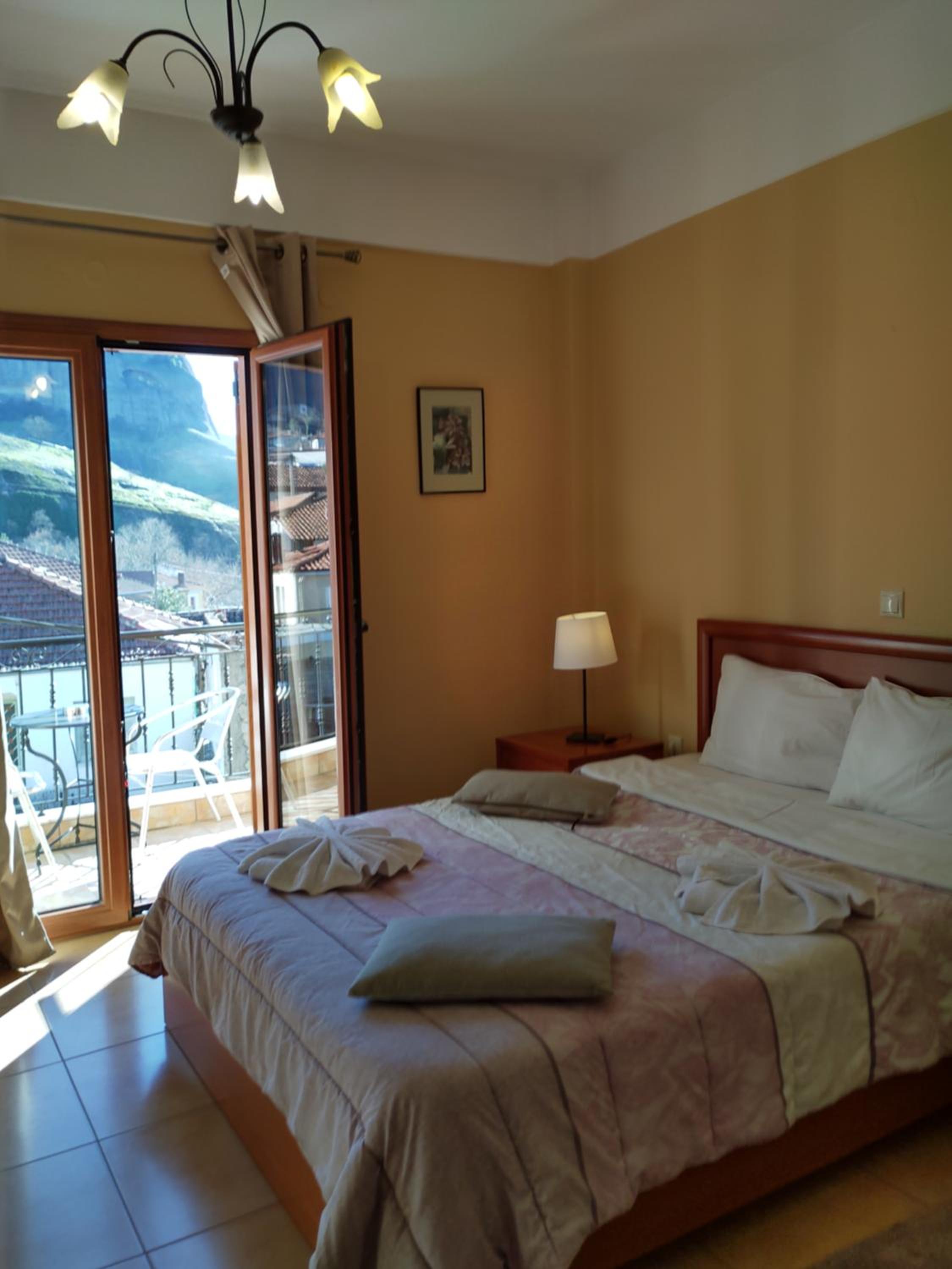 Double Room with Meteora View