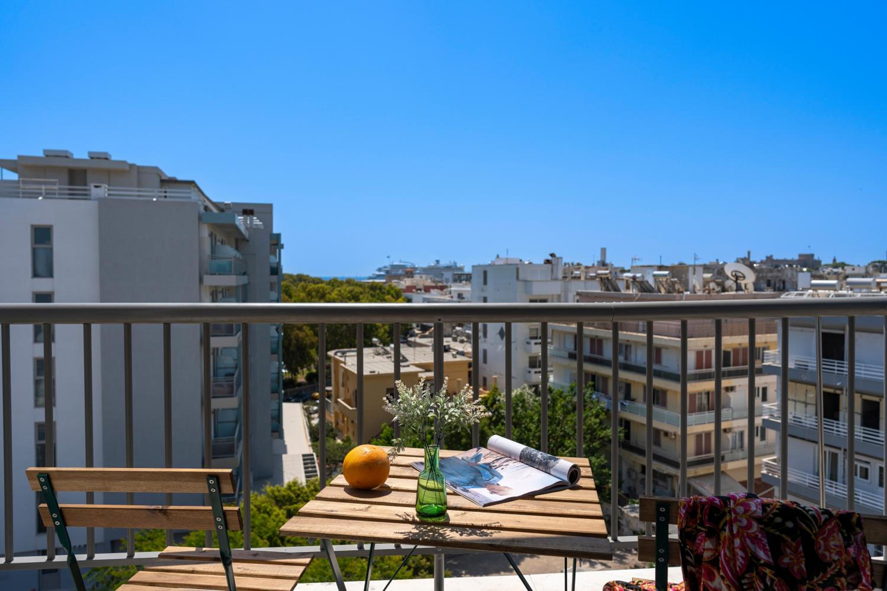 Quadruple Room with Balcony photo 3