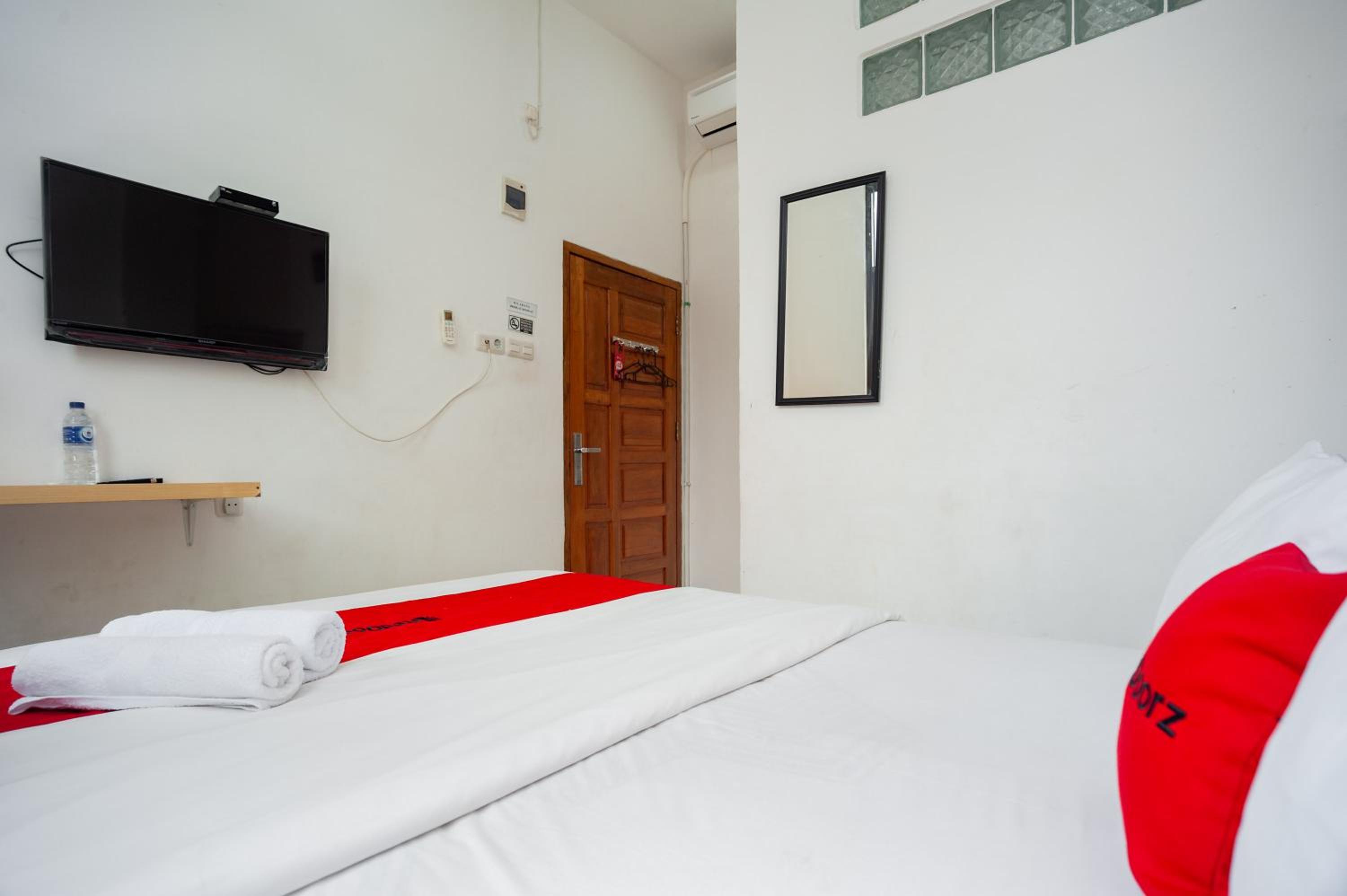 Double Room - Photo 2