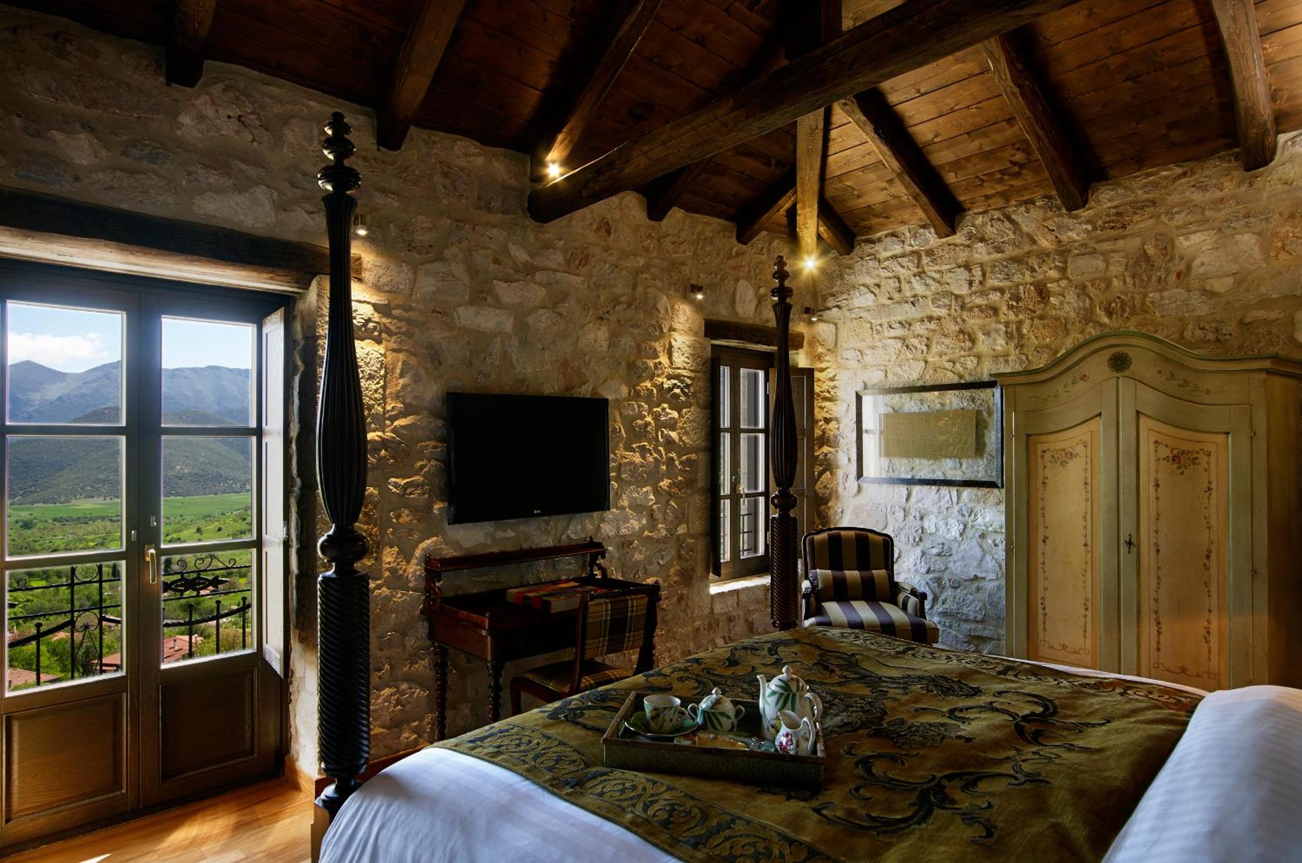 Premium Suite - Photo 8