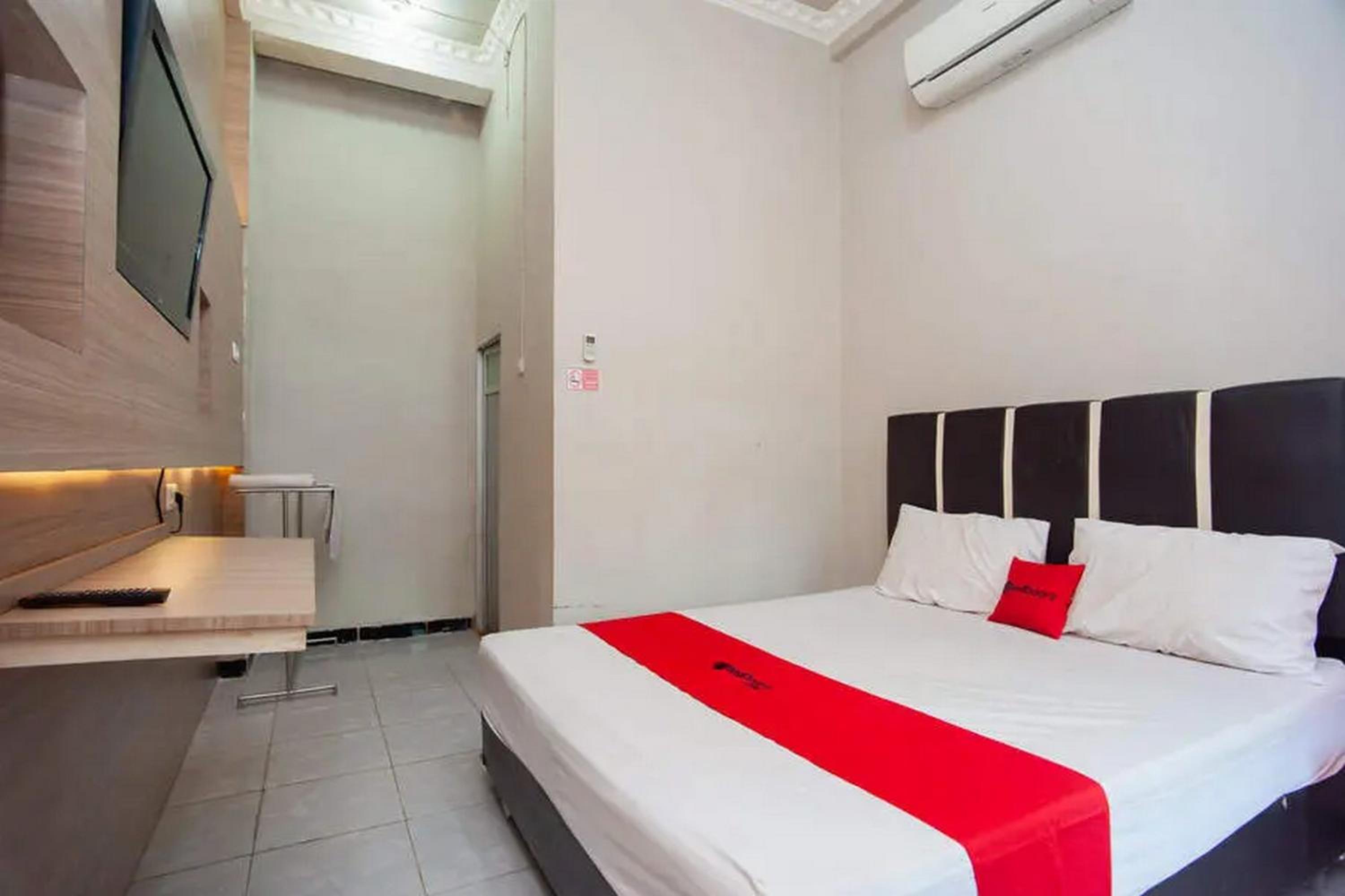 Economy Double Room photo 3
