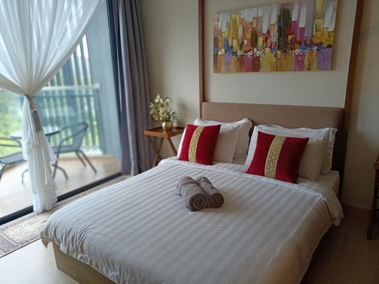 Studio Apartment with Sea View photo 1
